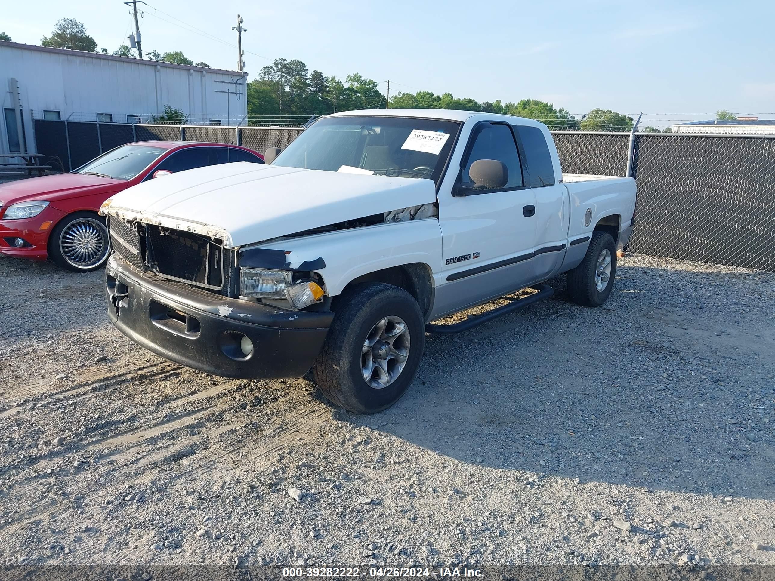 Photo 1 VIN: 1B7HC13Z8XJ565028 - DODGE RAM 