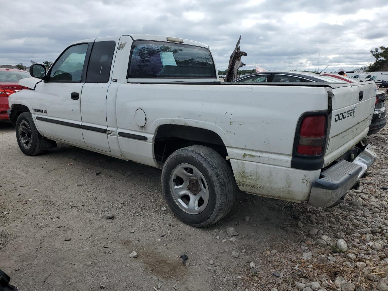 Photo 1 VIN: 1B7HC13Z9WJ111787 - DODGE RAM 