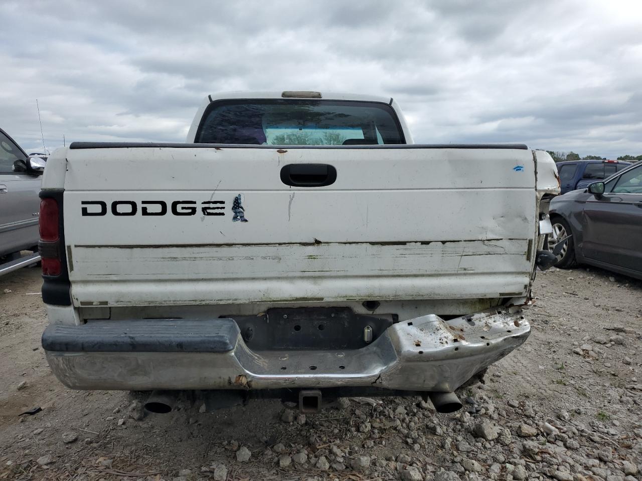 Photo 5 VIN: 1B7HC13Z9WJ111787 - DODGE RAM 