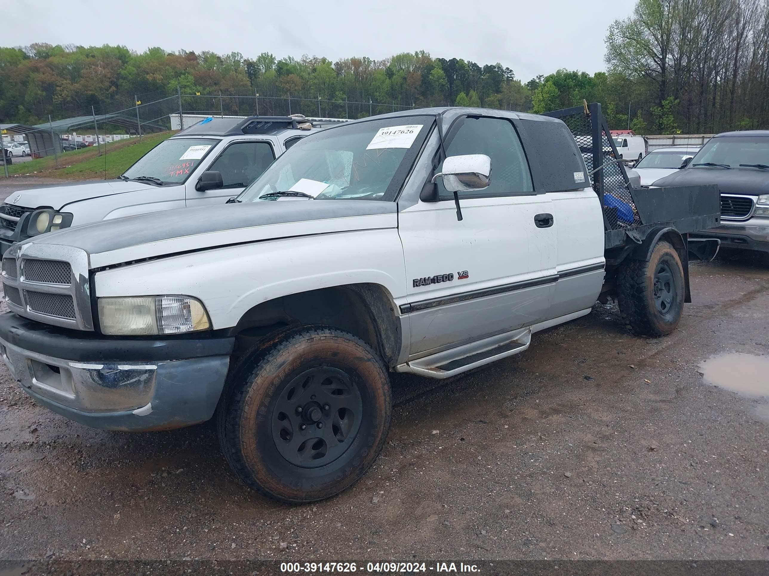 Photo 1 VIN: 1B7HC13ZXVJ612802 - DODGE RAM 