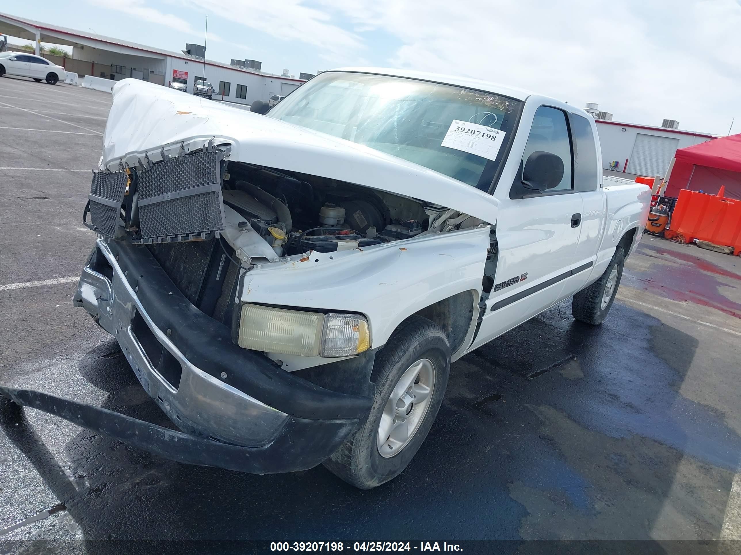 Photo 12 VIN: 1B7HC13ZXXJ611491 - DODGE RAM 