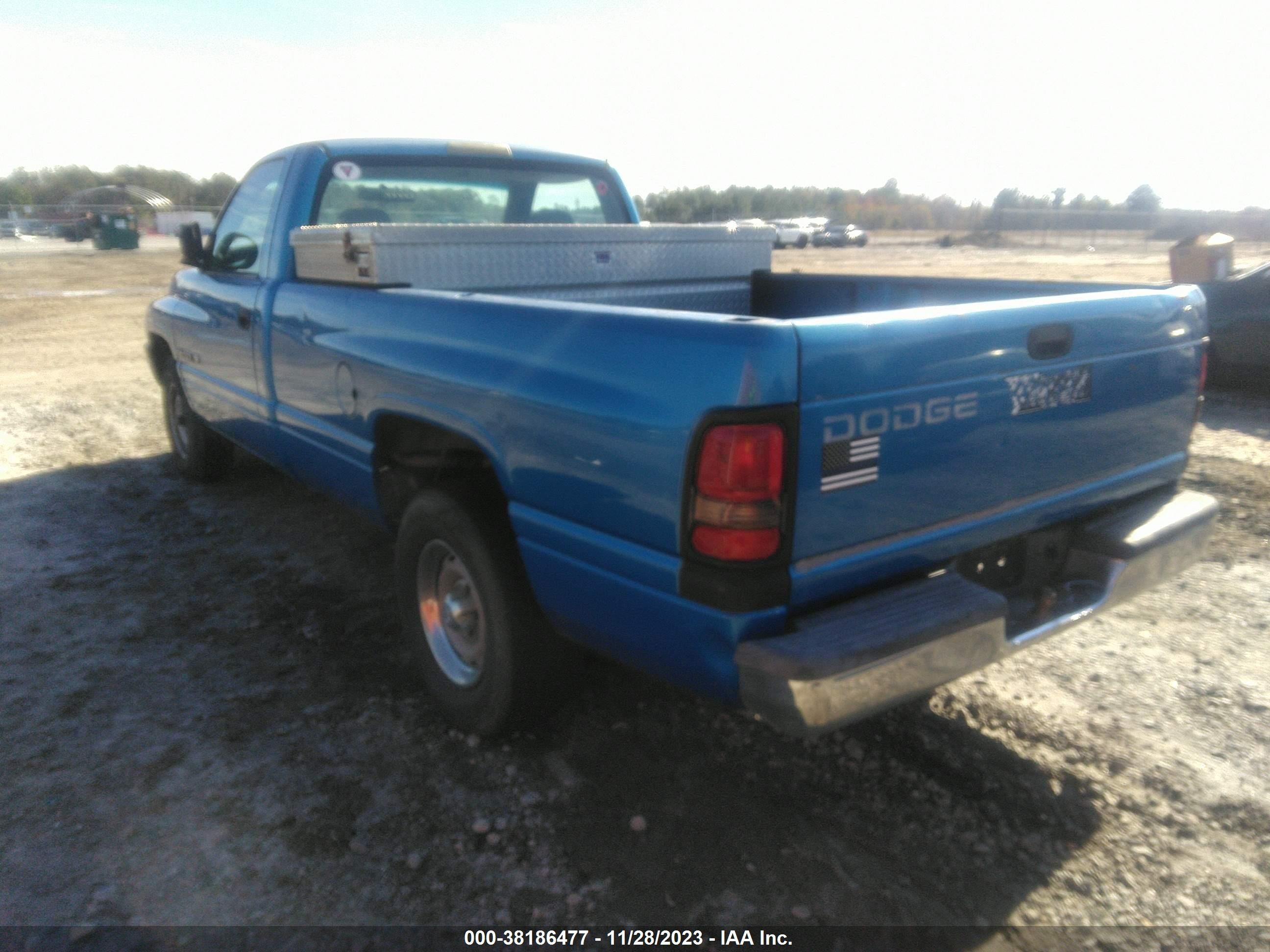 Photo 2 VIN: 1B7HC16X1XS259776 - DODGE RAM 