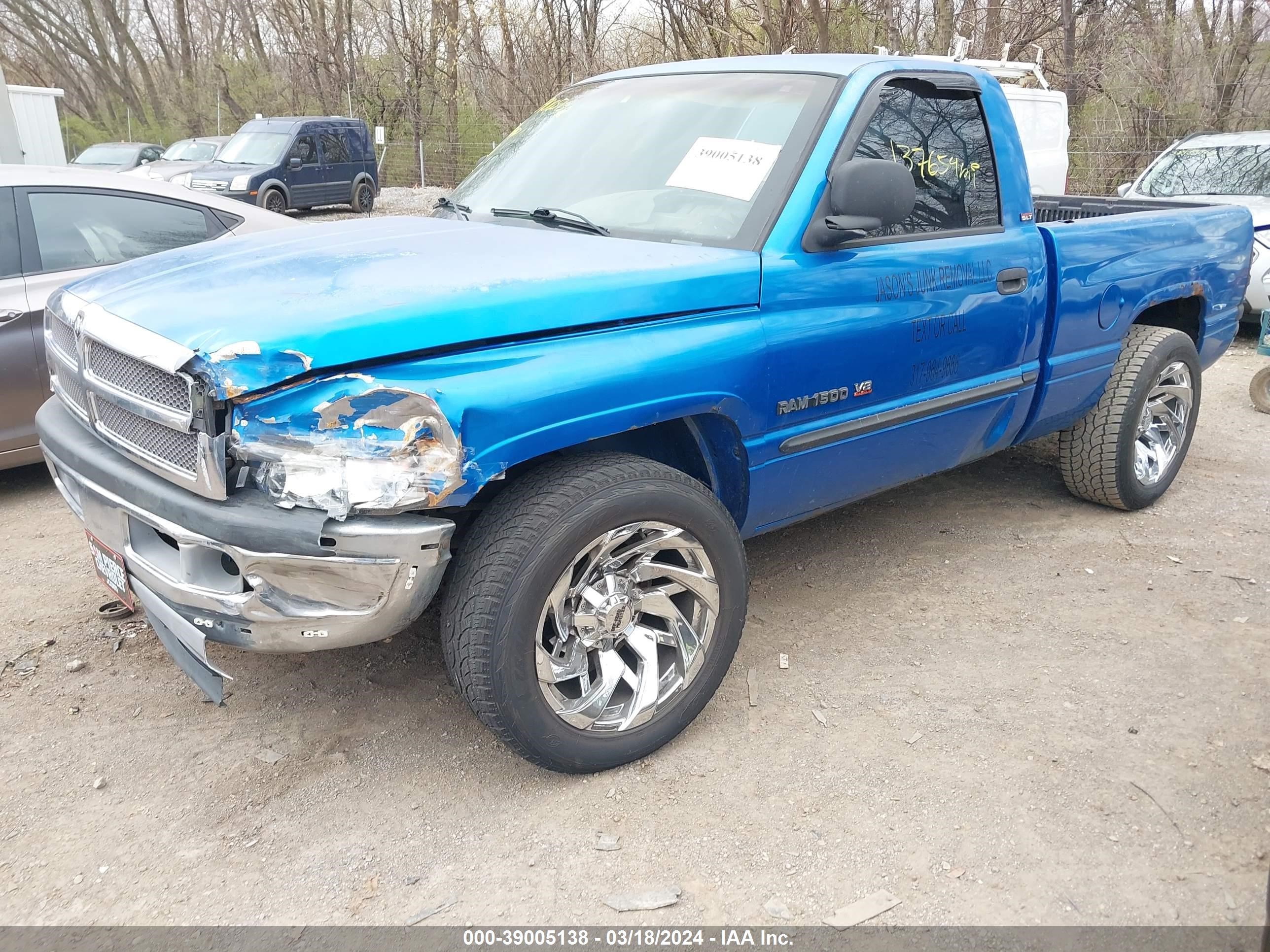 Photo 1 VIN: 1B7HC16Y01S790869 - DODGE RAM 