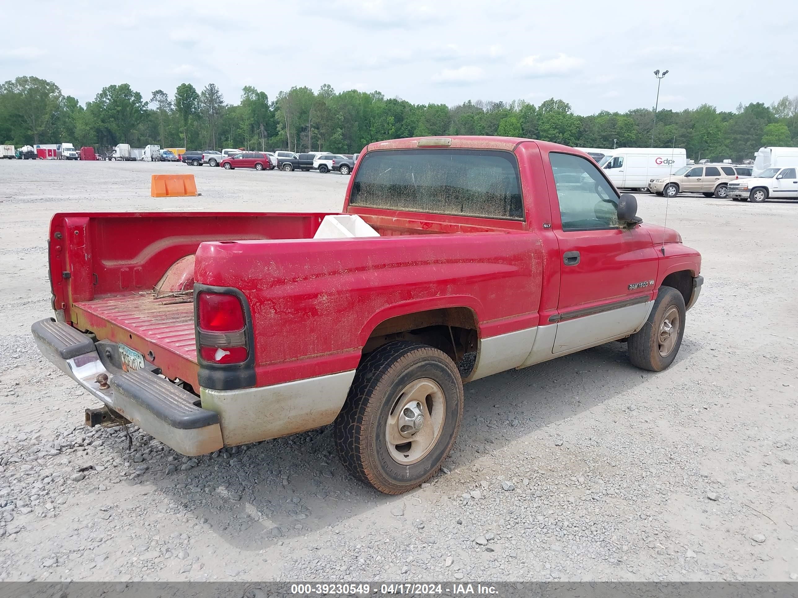 Photo 3 VIN: 1B7HC16Y31S299745 - DODGE RAM 