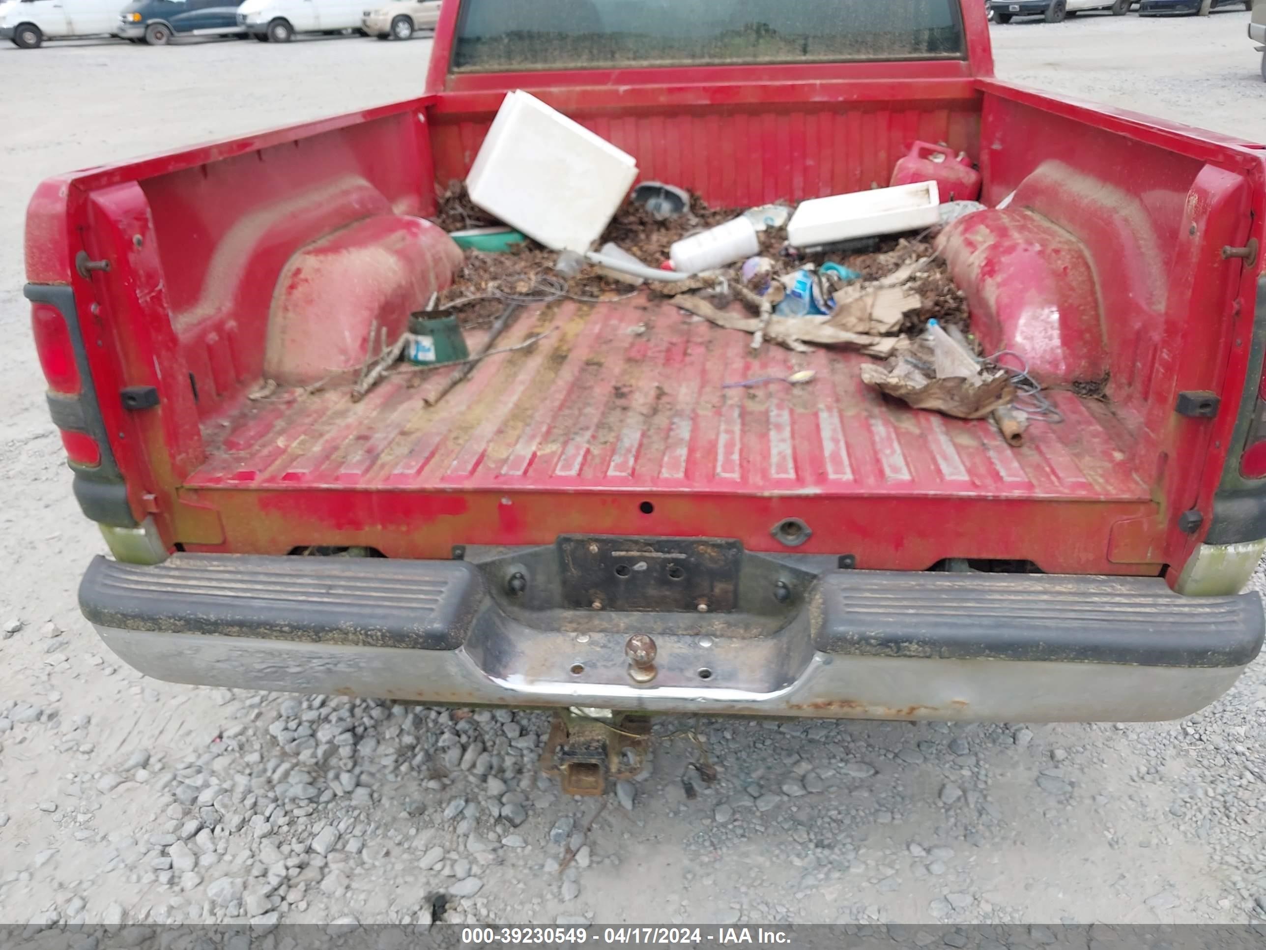 Photo 5 VIN: 1B7HC16Y31S299745 - DODGE RAM 