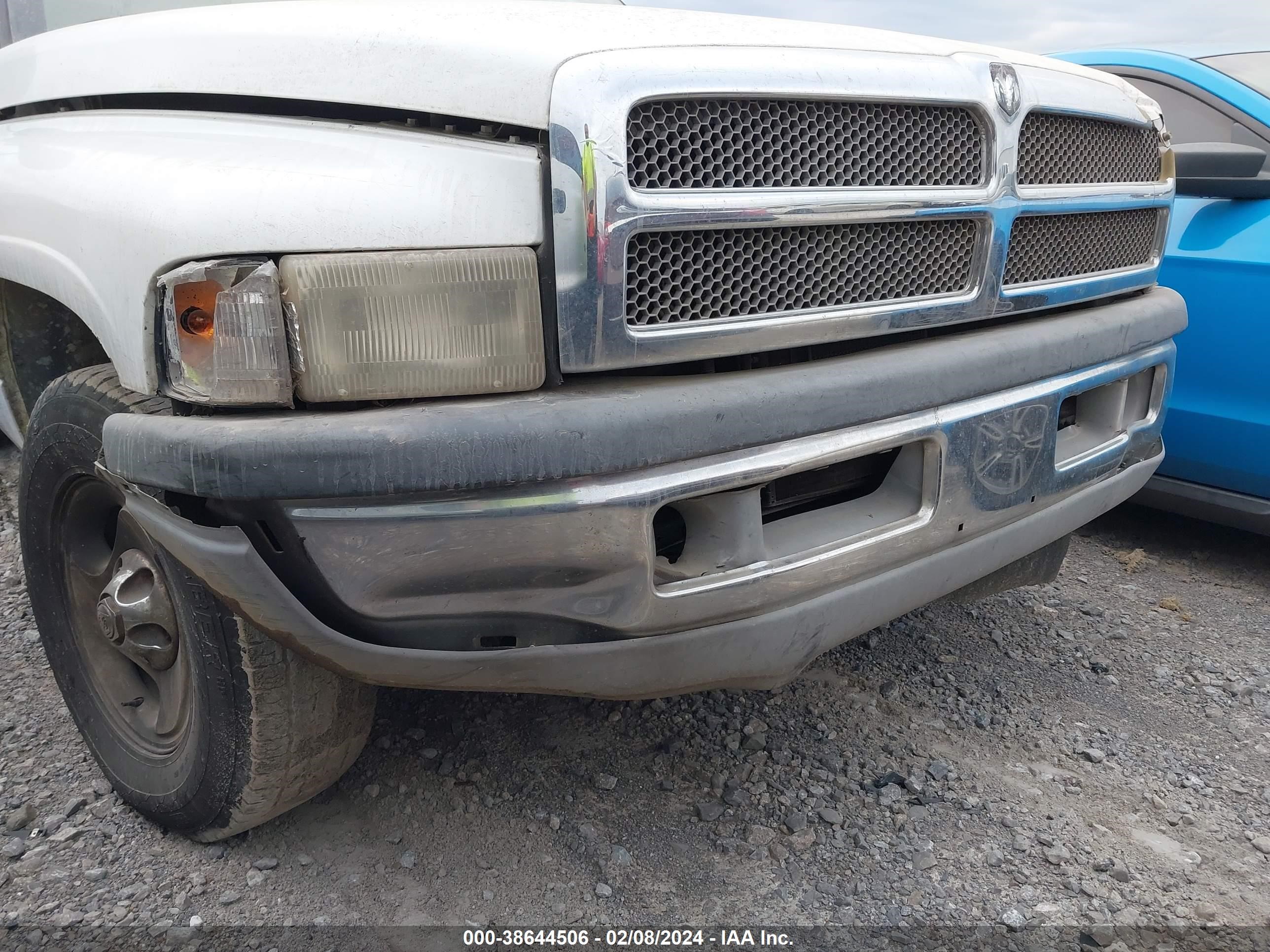 Photo 5 VIN: 1B7HC16Y31S771524 - DODGE RAM 