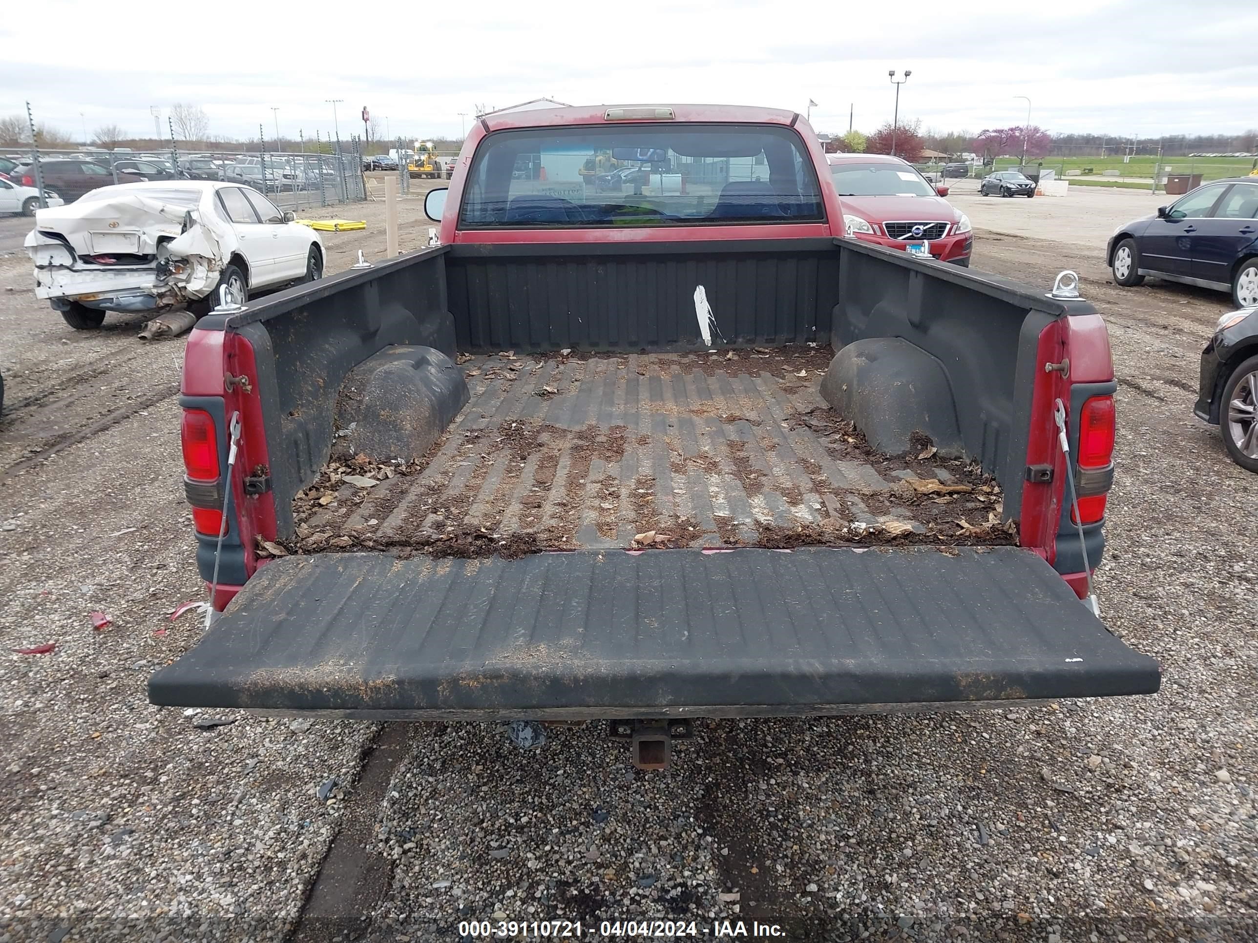 Photo 7 VIN: 1B7HC16Y3XS106342 - DODGE RAM 