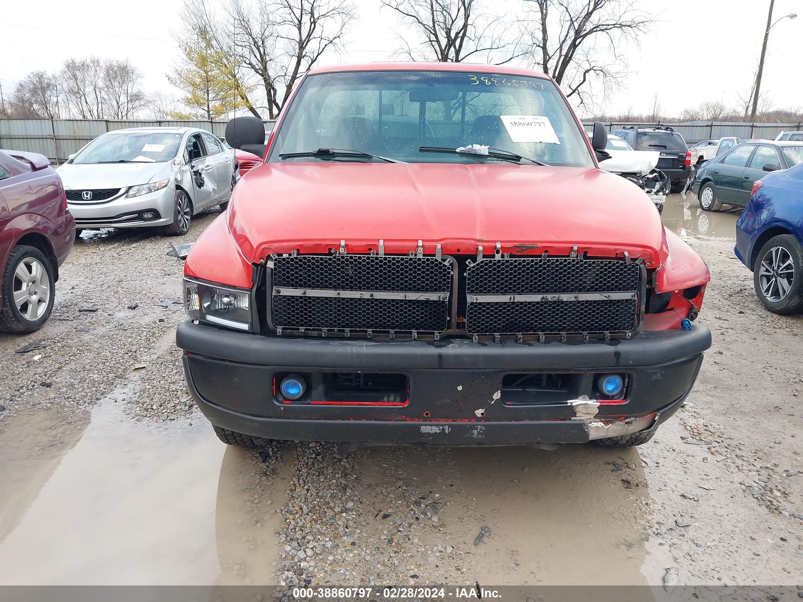 Photo 5 VIN: 1B7HC16Y3XS180439 - DODGE RAM 