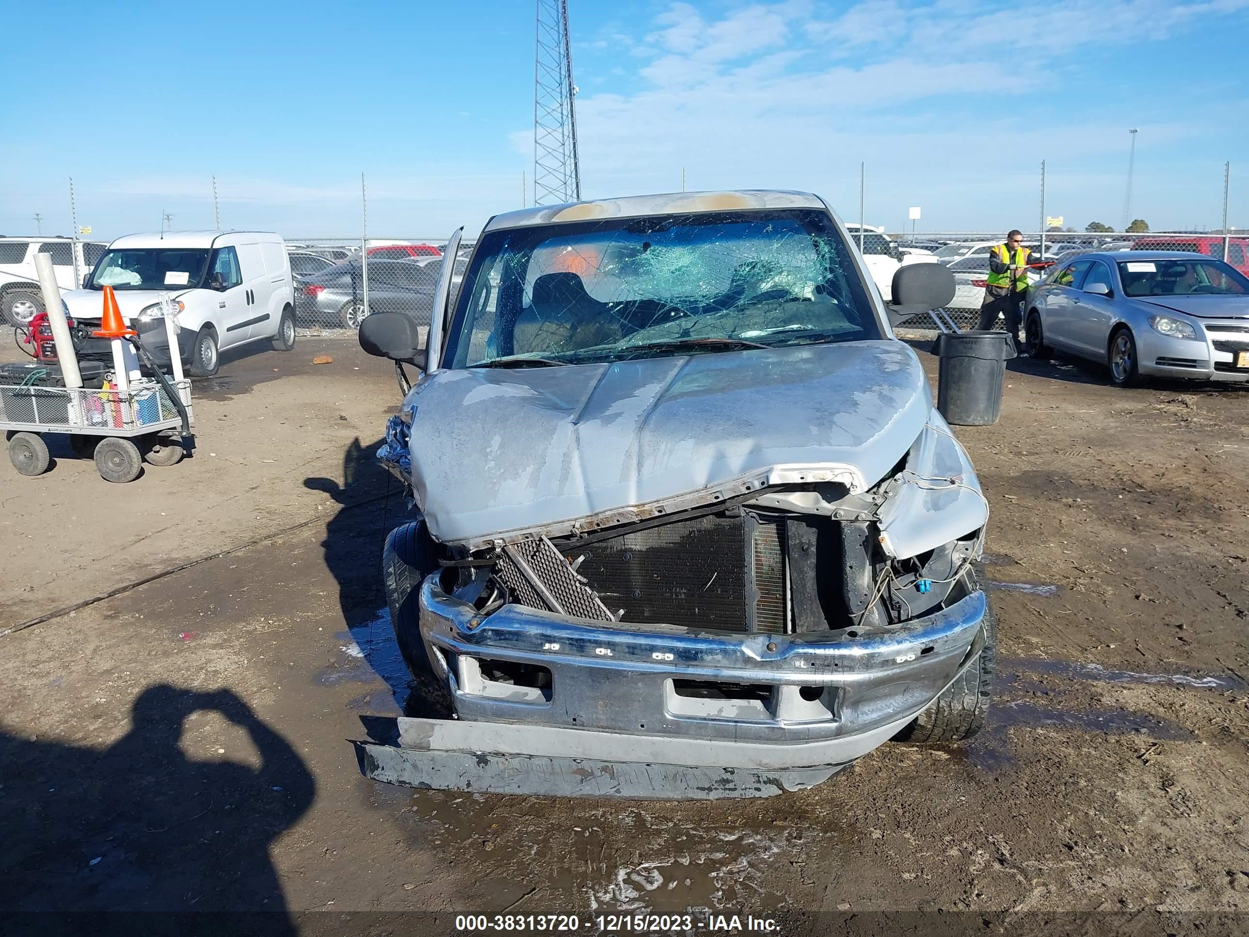 Photo 11 VIN: 1B7HC16Y3XS281528 - DODGE RAM 