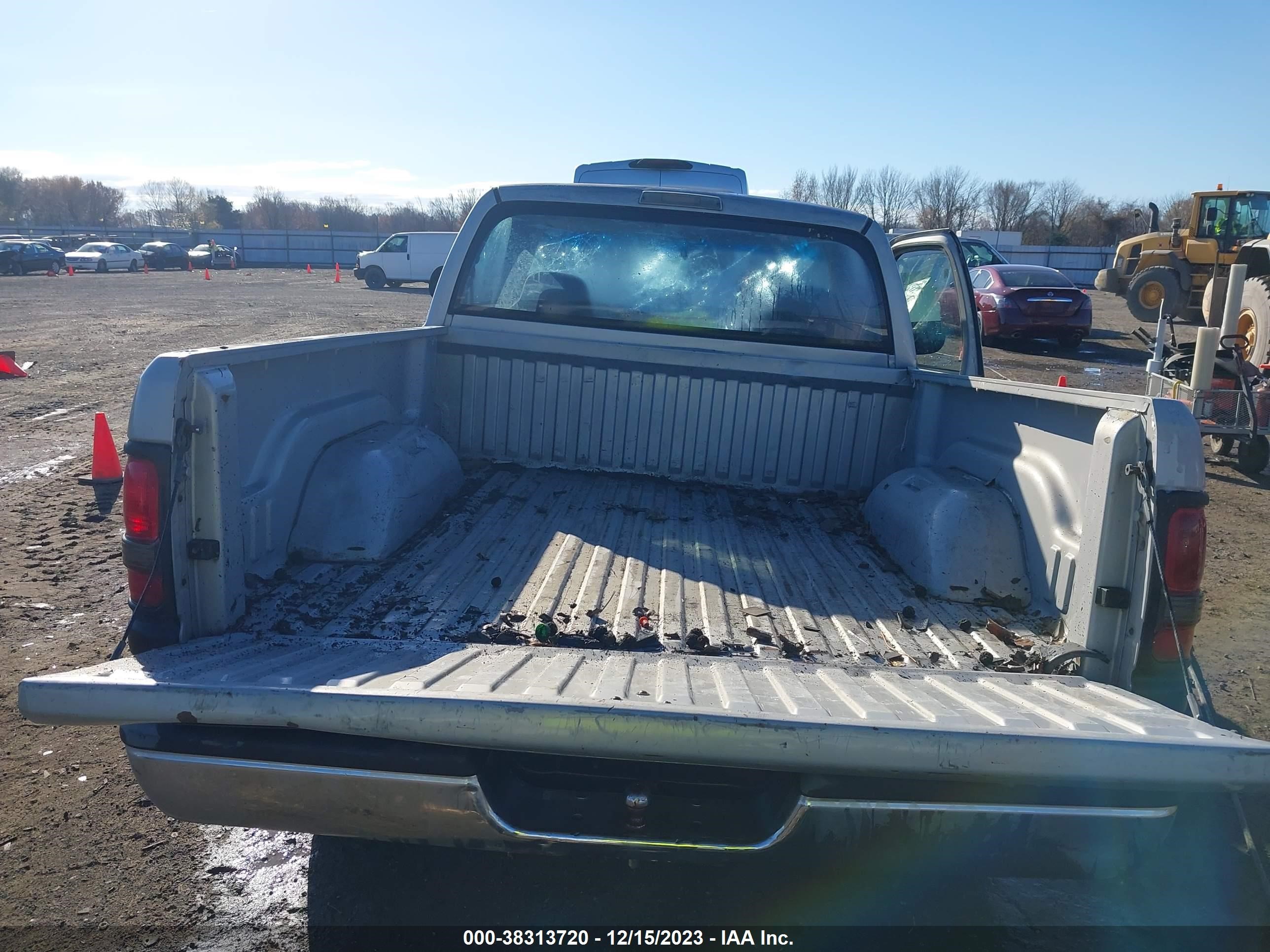 Photo 7 VIN: 1B7HC16Y3XS281528 - DODGE RAM 