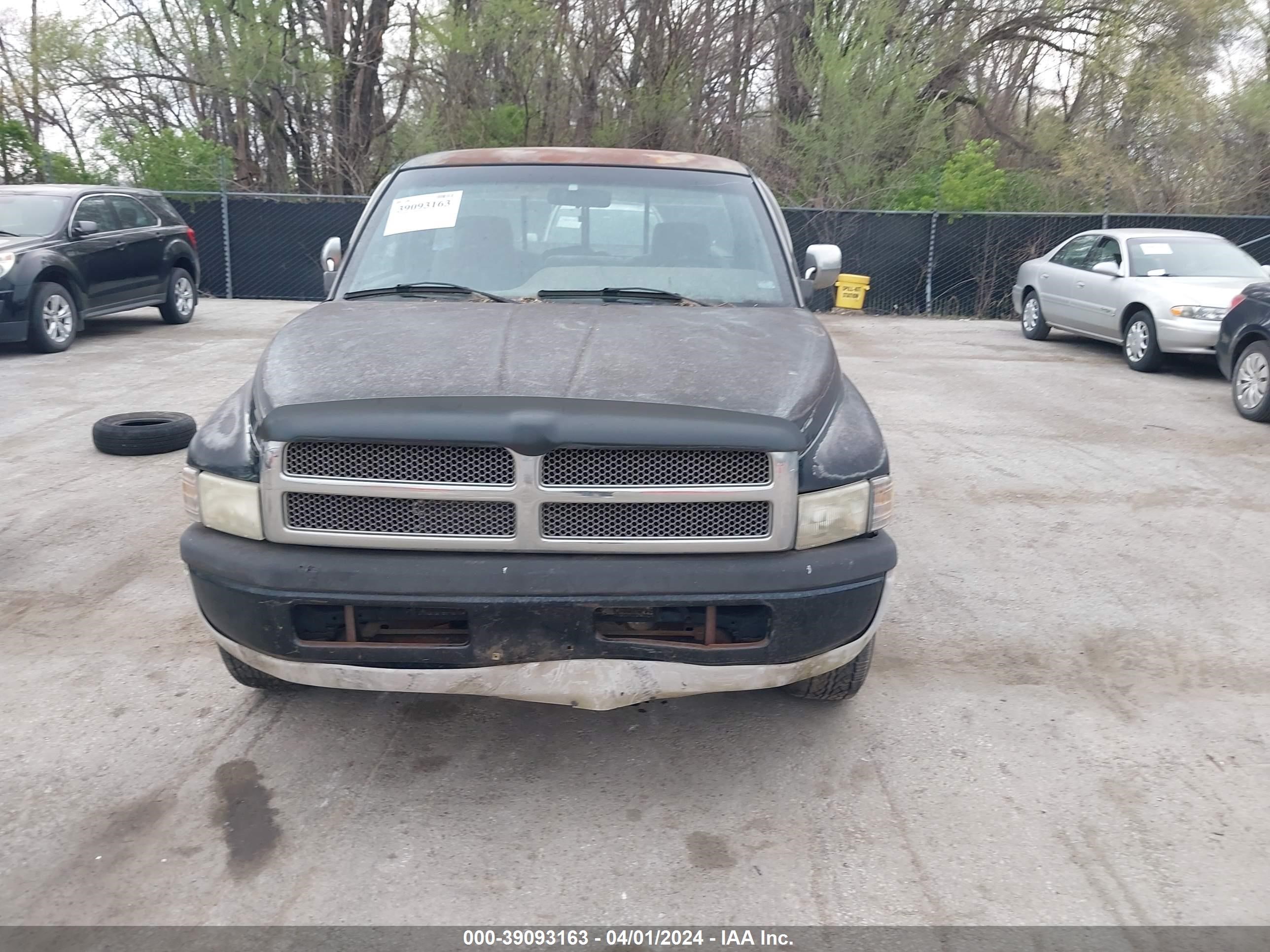 Photo 5 VIN: 1B7HC16Y5RS648688 - DODGE RAM 