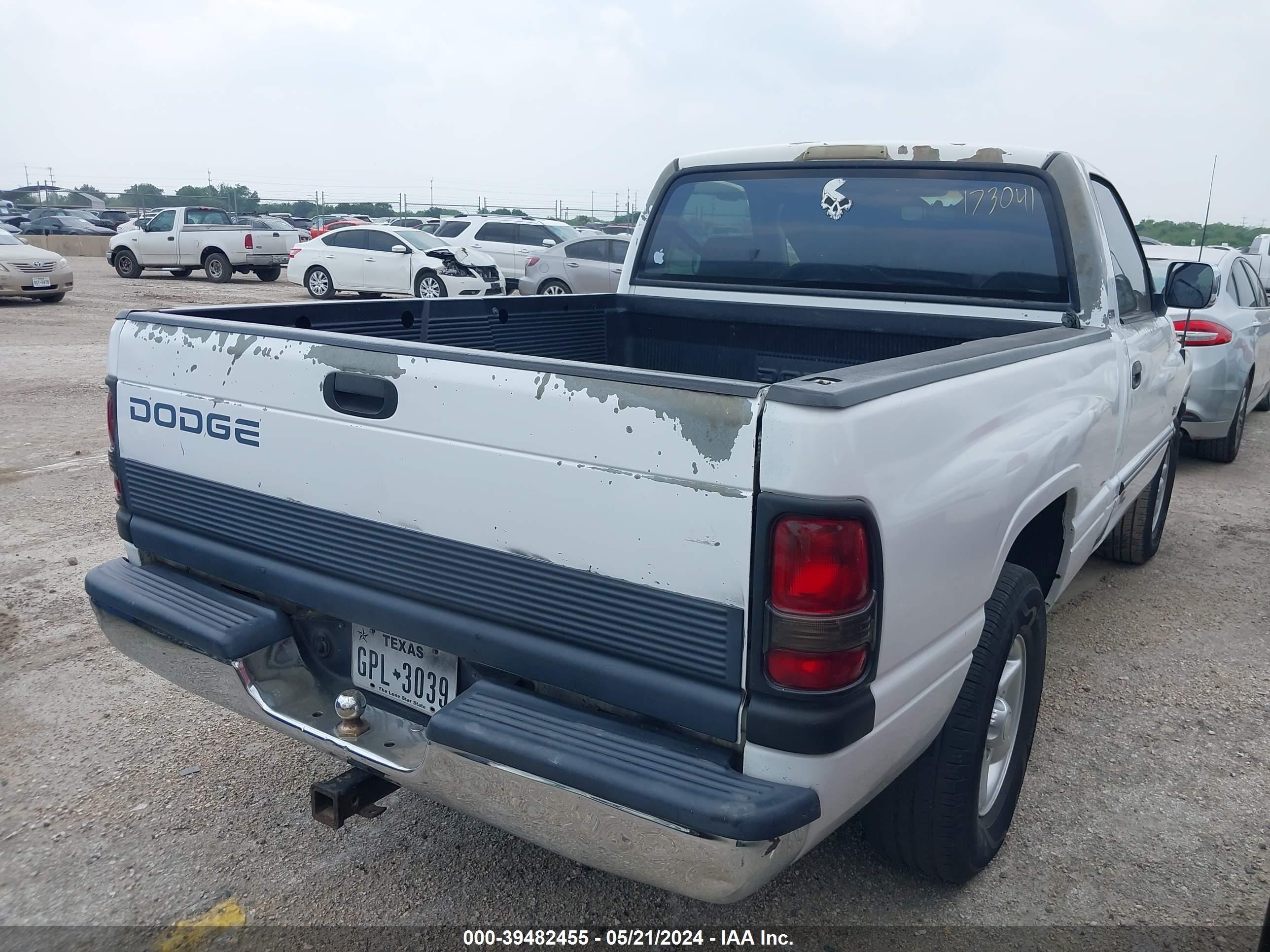 Photo 3 VIN: 1B7HC16Y9VS173041 - DODGE RAM 