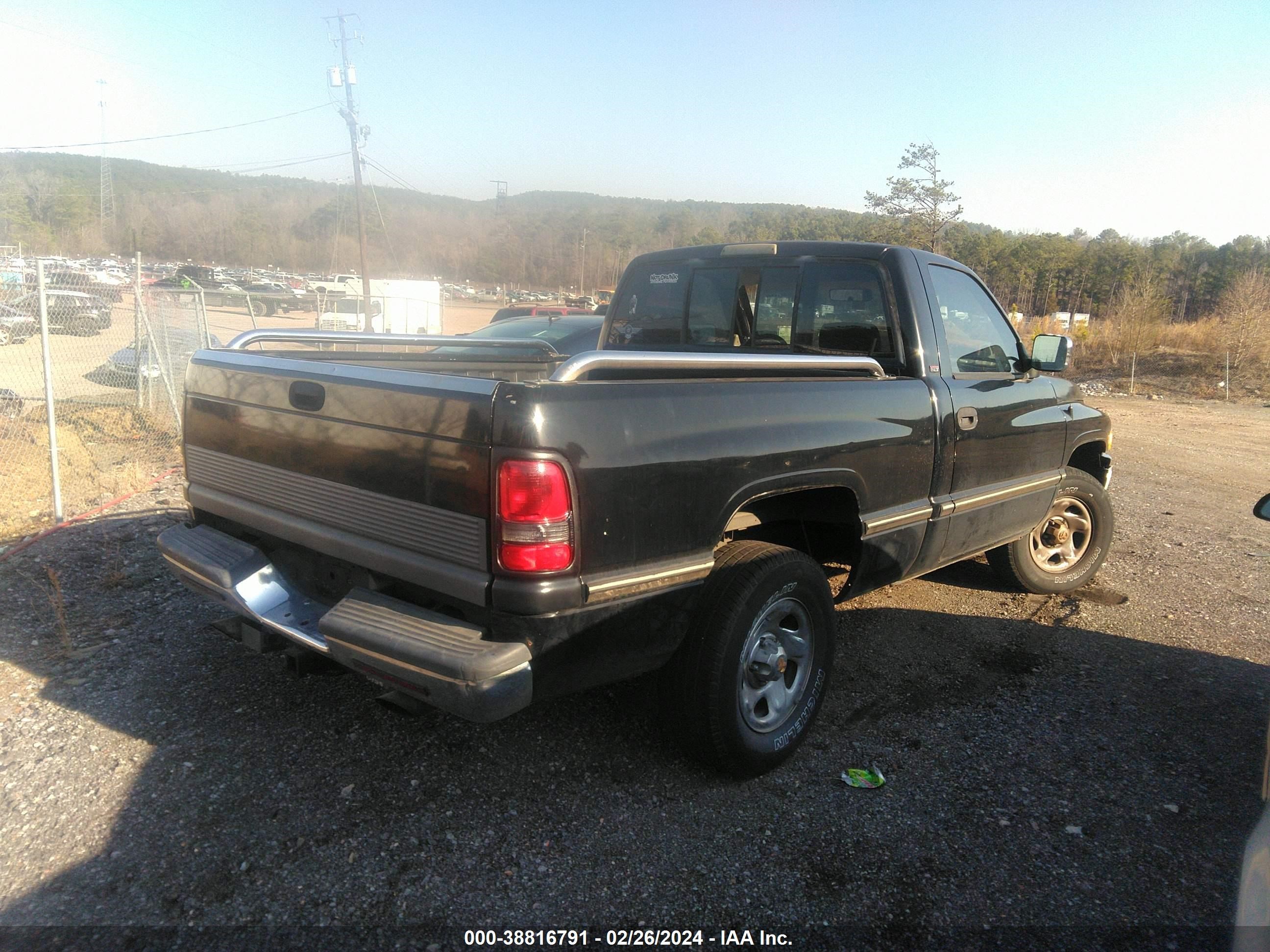 Photo 3 VIN: 1B7HC16Z1TS543856 - DODGE RAM 