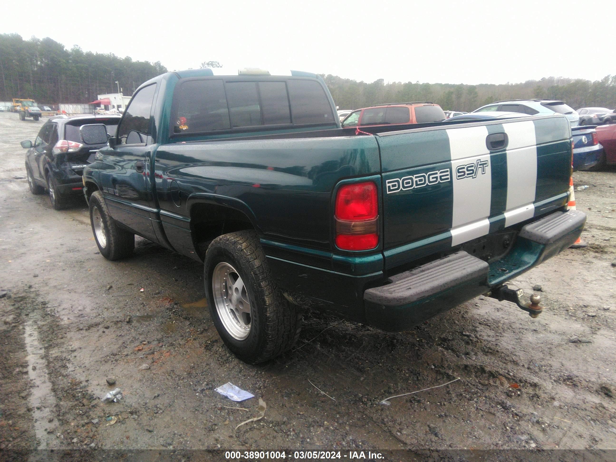 Photo 2 VIN: 1B7HC16Z2VS309082 - DODGE RAM 