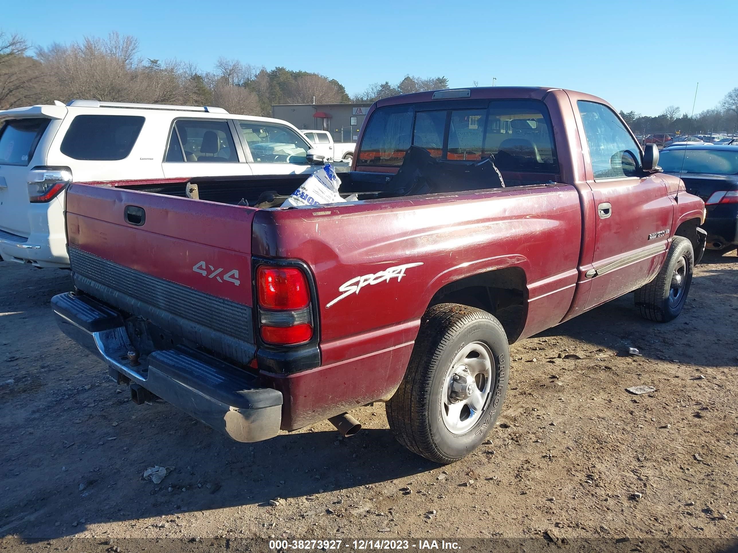 Photo 3 VIN: 1B7HC16Z7YS644696 - DODGE RAM 