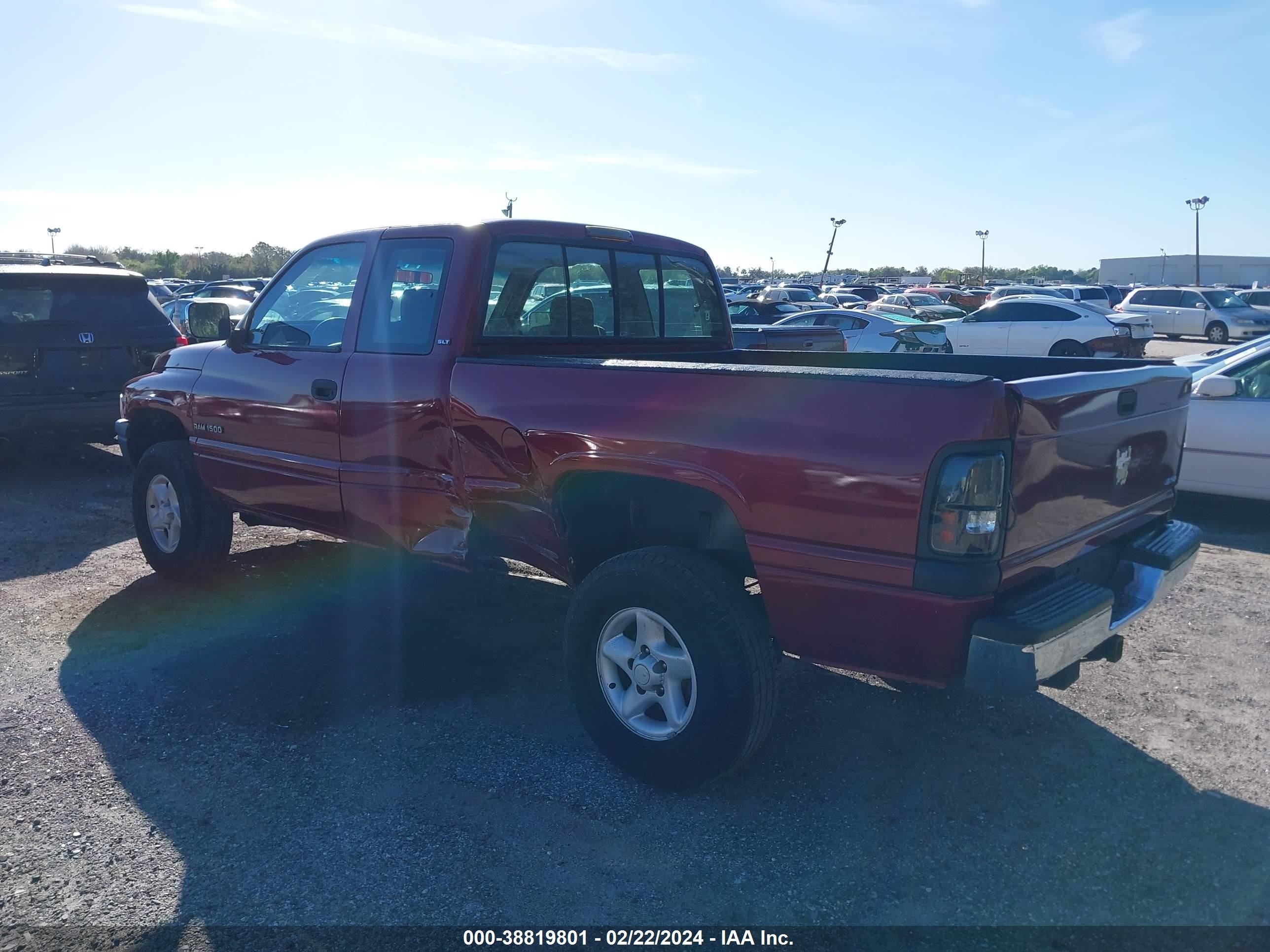 Photo 2 VIN: 1B7HF13Y2TJ189872 - DODGE RAM 