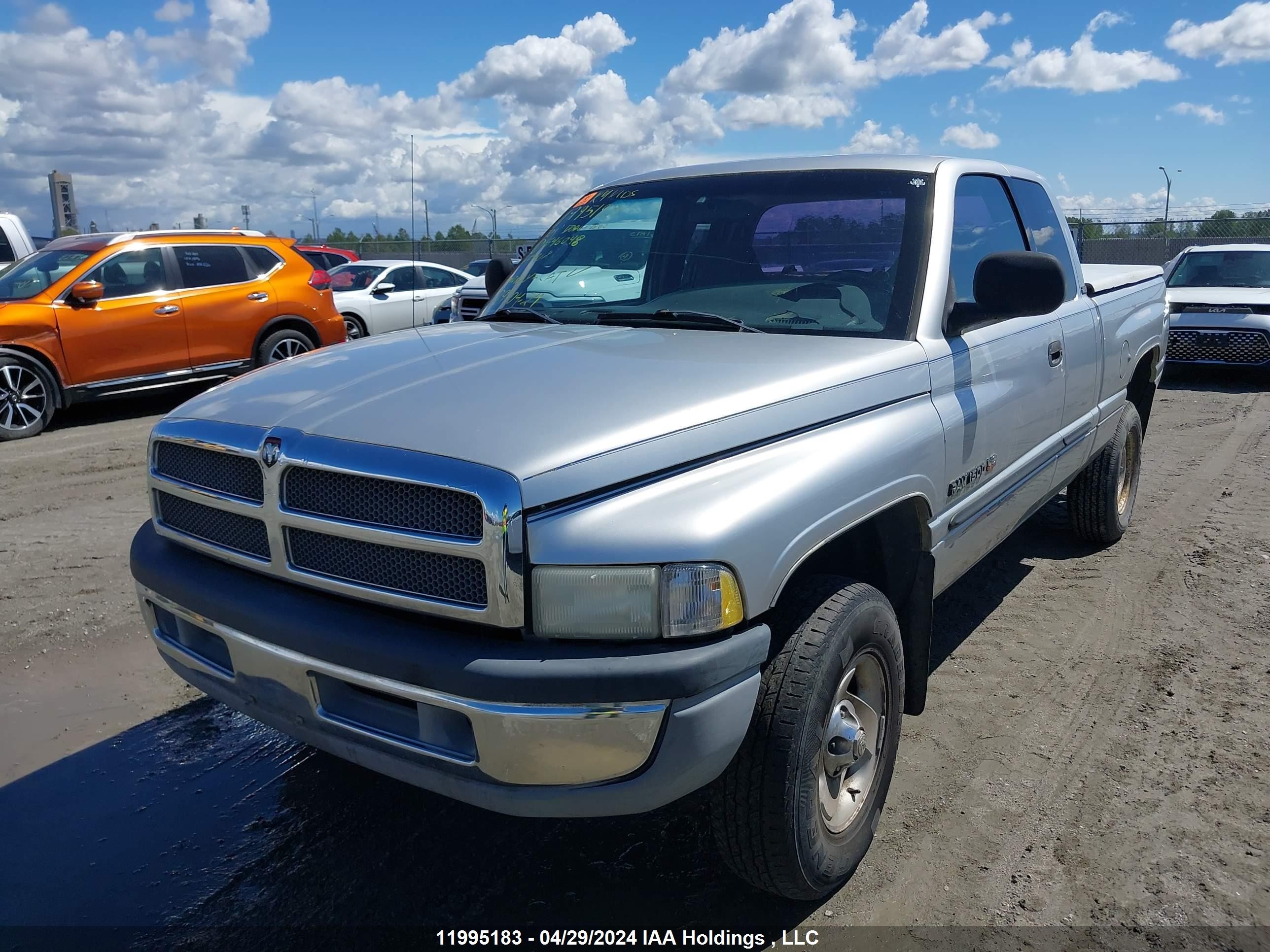 Photo 1 VIN: 1B7HF13YX1J546048 - DODGE RAM 