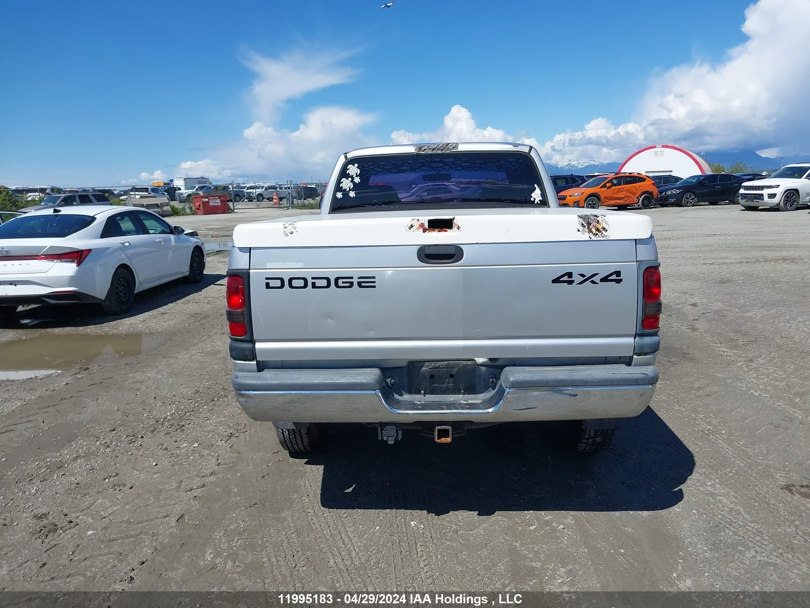 Photo 15 VIN: 1B7HF13YX1J546048 - DODGE RAM 