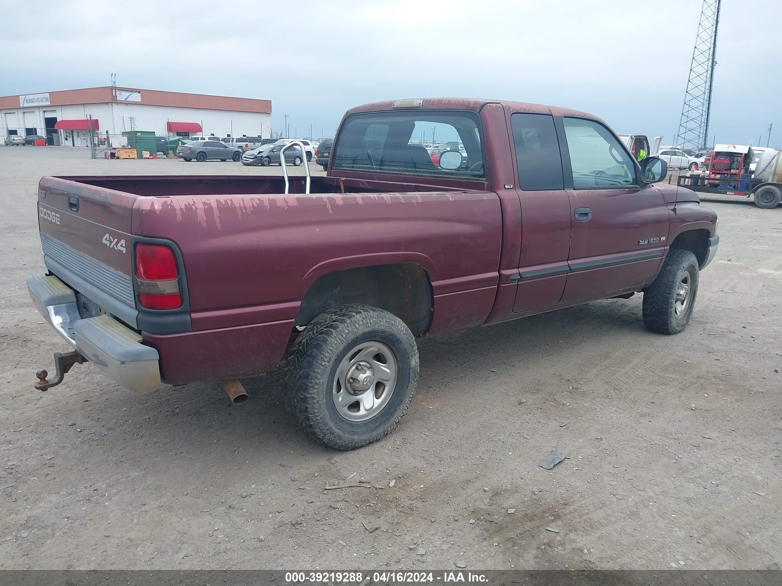 Photo 3 VIN: 1B7HF13Z01J229629 - DODGE RAM 