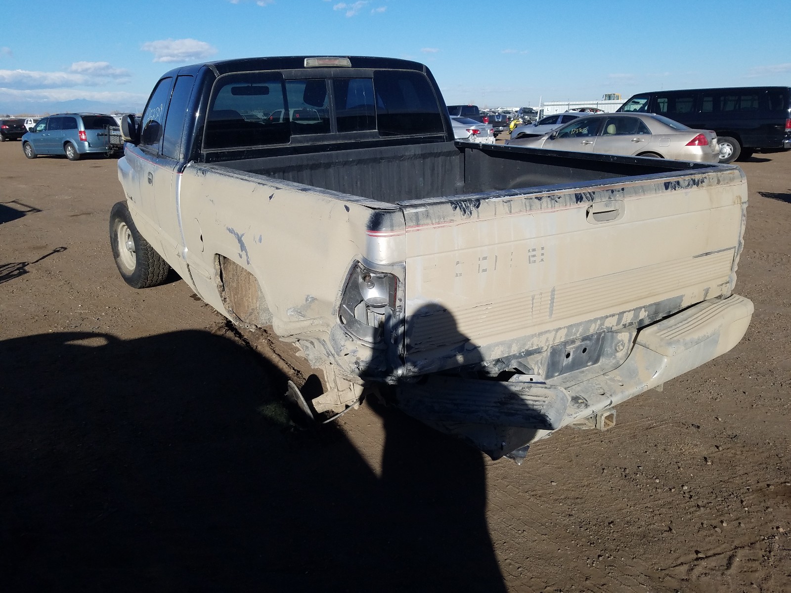 Photo 2 VIN: 1B7HF13Z1WJ123679 - DODGE RAM 1500 