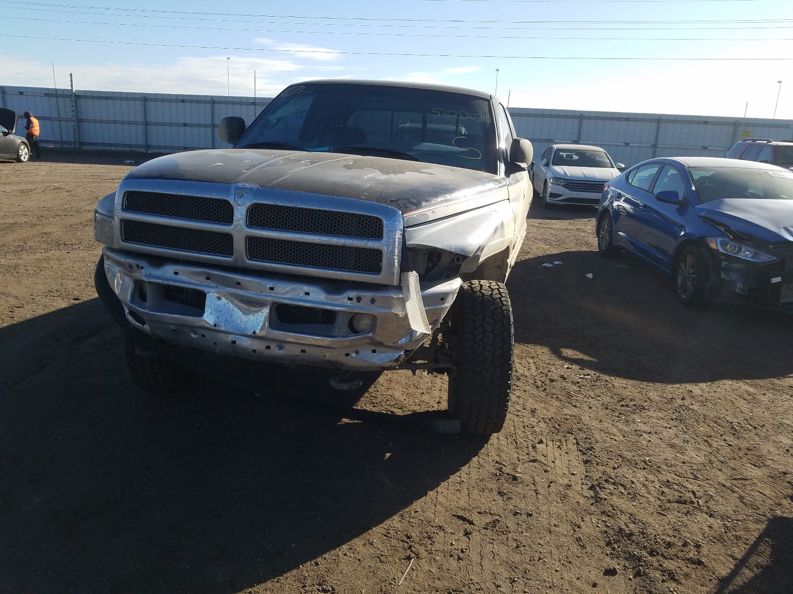 Photo 8 VIN: 1B7HF13Z1WJ123679 - DODGE RAM 1500 