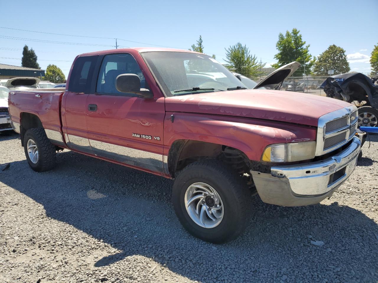 Photo 3 VIN: 1B7HF13Z1XJ521511 - DODGE RAM 