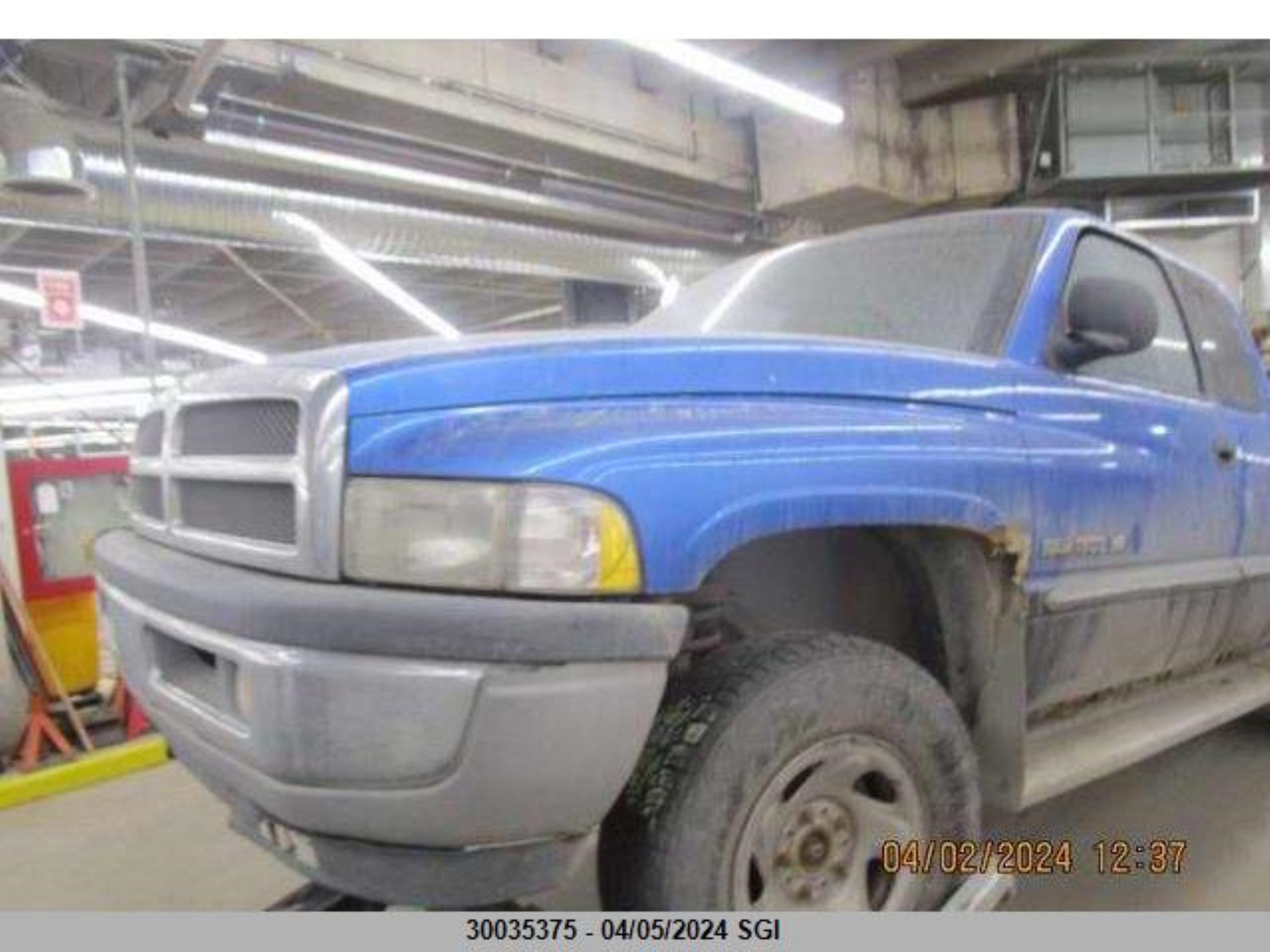 Photo 1 VIN: 1B7HF13Z1XJ619017 - DODGE RAM 