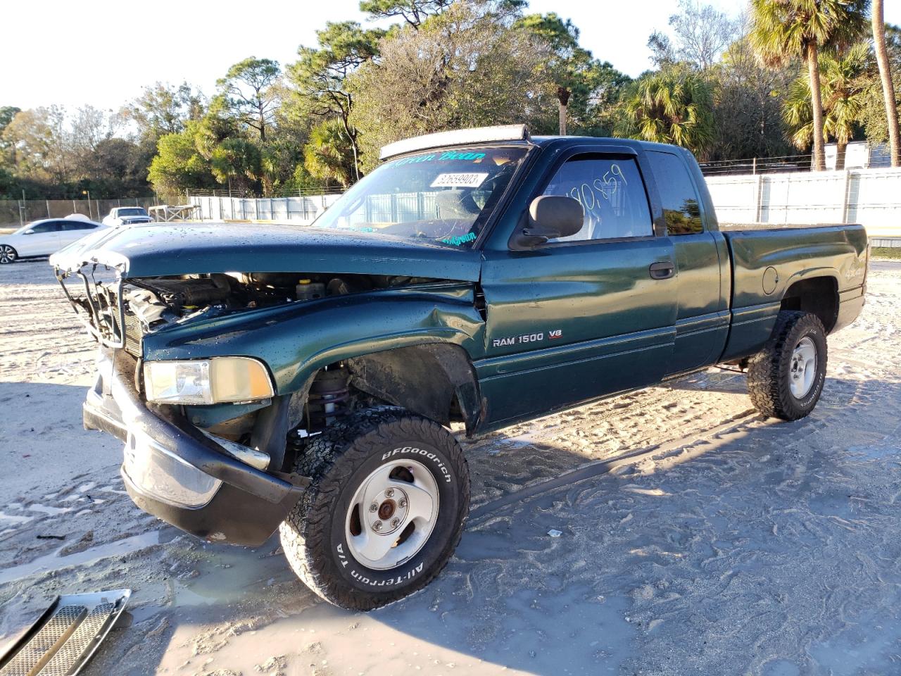 Photo 1 VIN: 1B7HF13Z3YJ140860 - DODGE RAM 