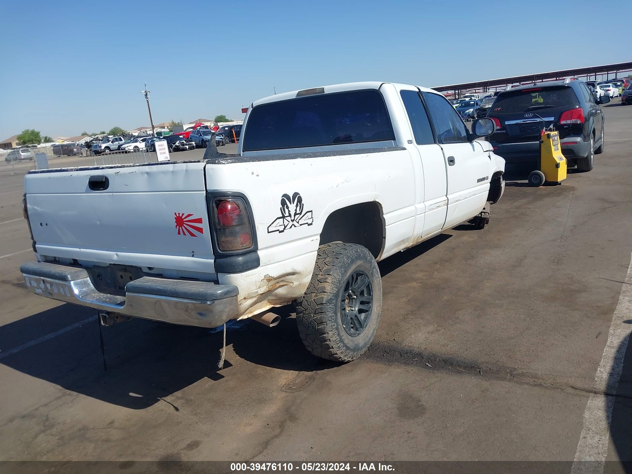 Photo 3 VIN: 1B7HF13Z41J506072 - DODGE RAM 