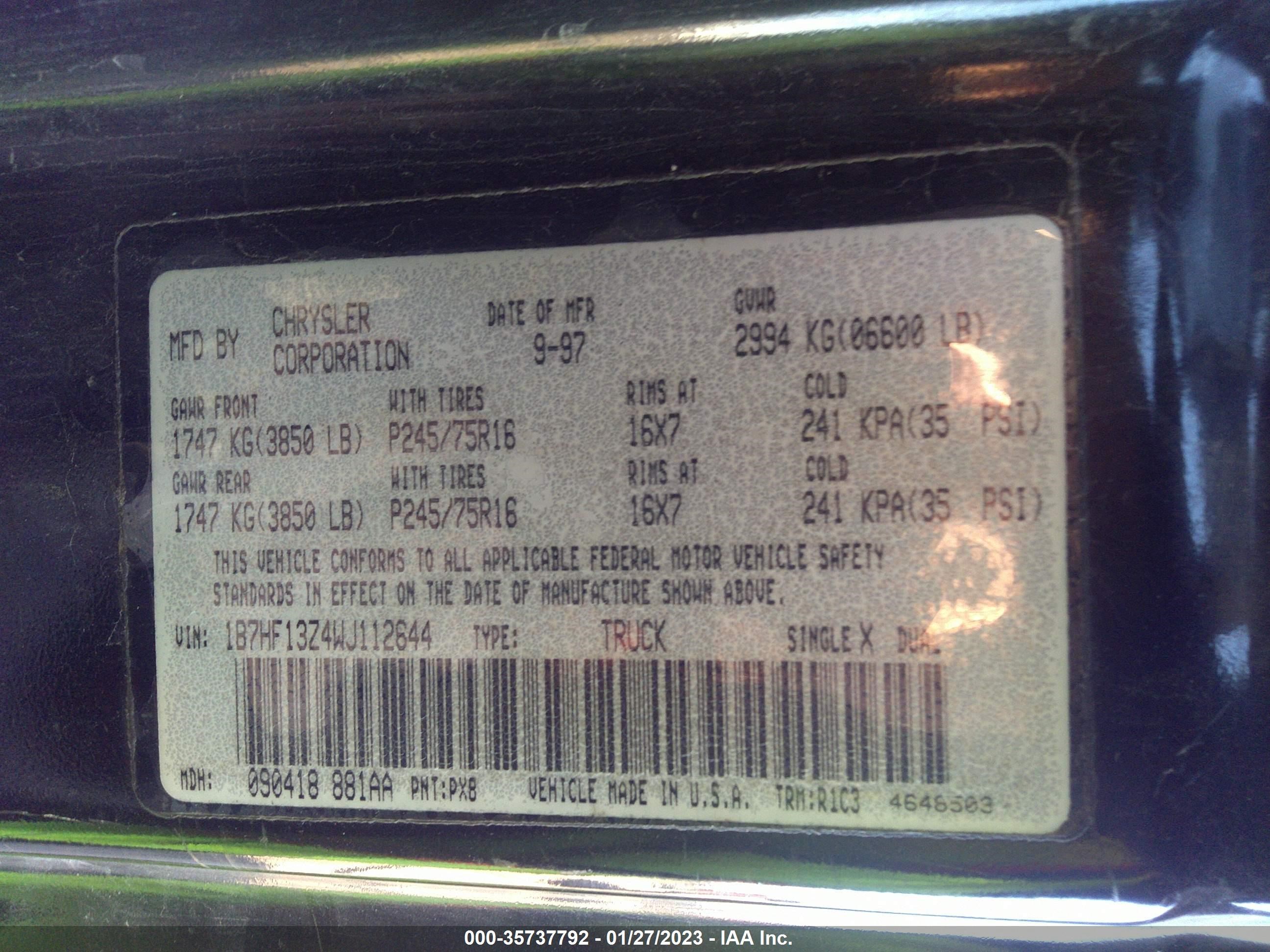 Photo 8 VIN: 1B7HF13Z4WJ112644 - DODGE RAM 