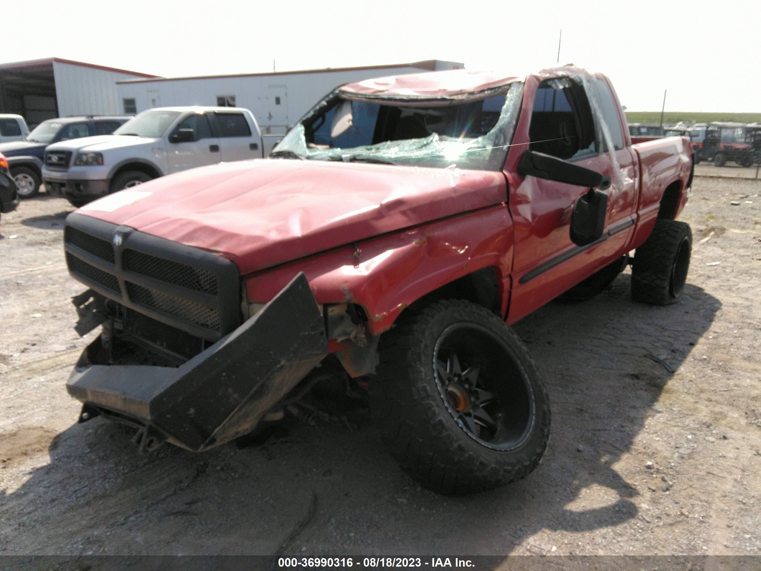 Photo 5 VIN: 1B7HF13Z4YJ140625 - DODGE RAM 