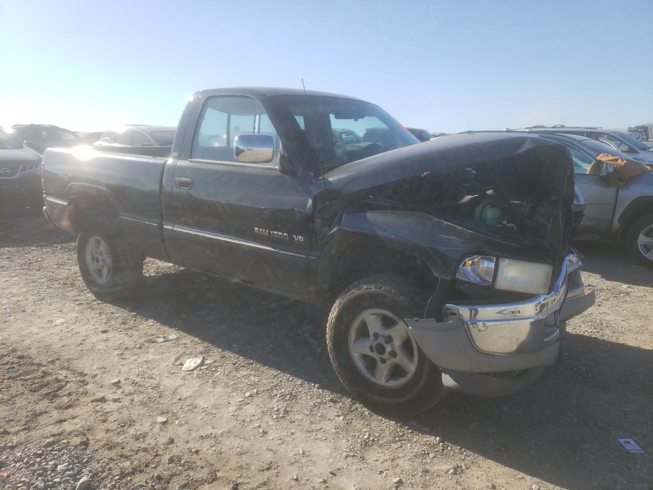 Photo 3 VIN: 1B7HF16Y0VJ531267 - DODGE RAM 