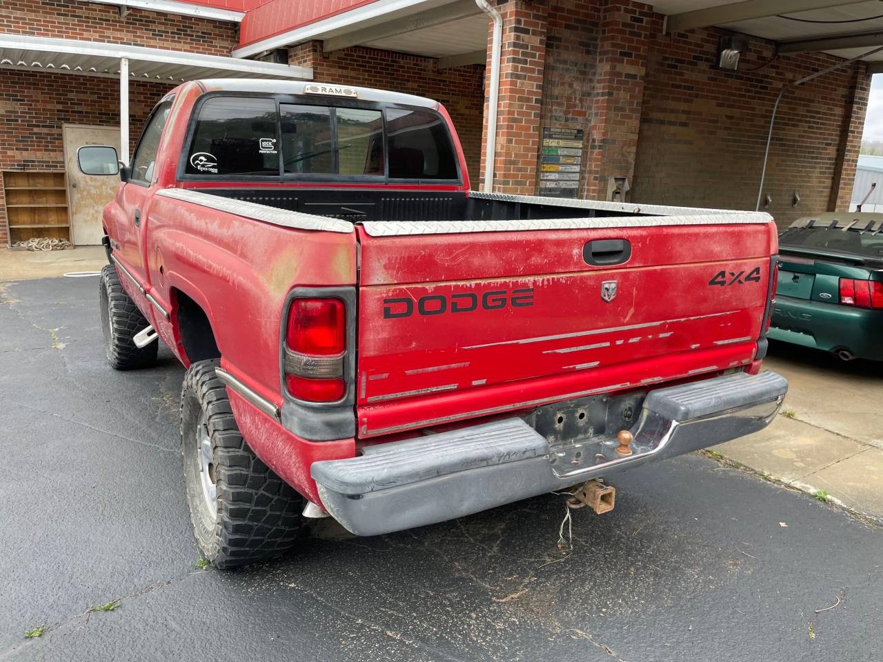 Photo 2 VIN: 1B7HF16Y7SS218335 - DODGE RAM 