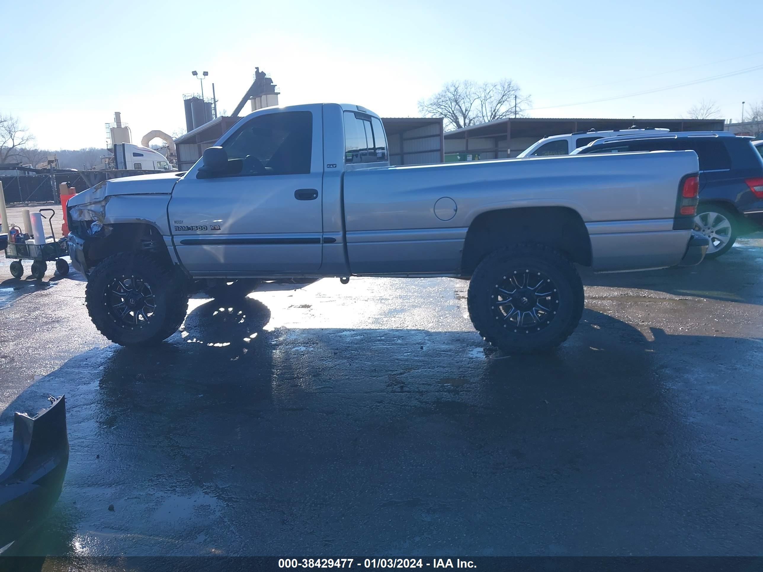 Photo 14 VIN: 1B7HF16Z11S313559 - DODGE RAM 