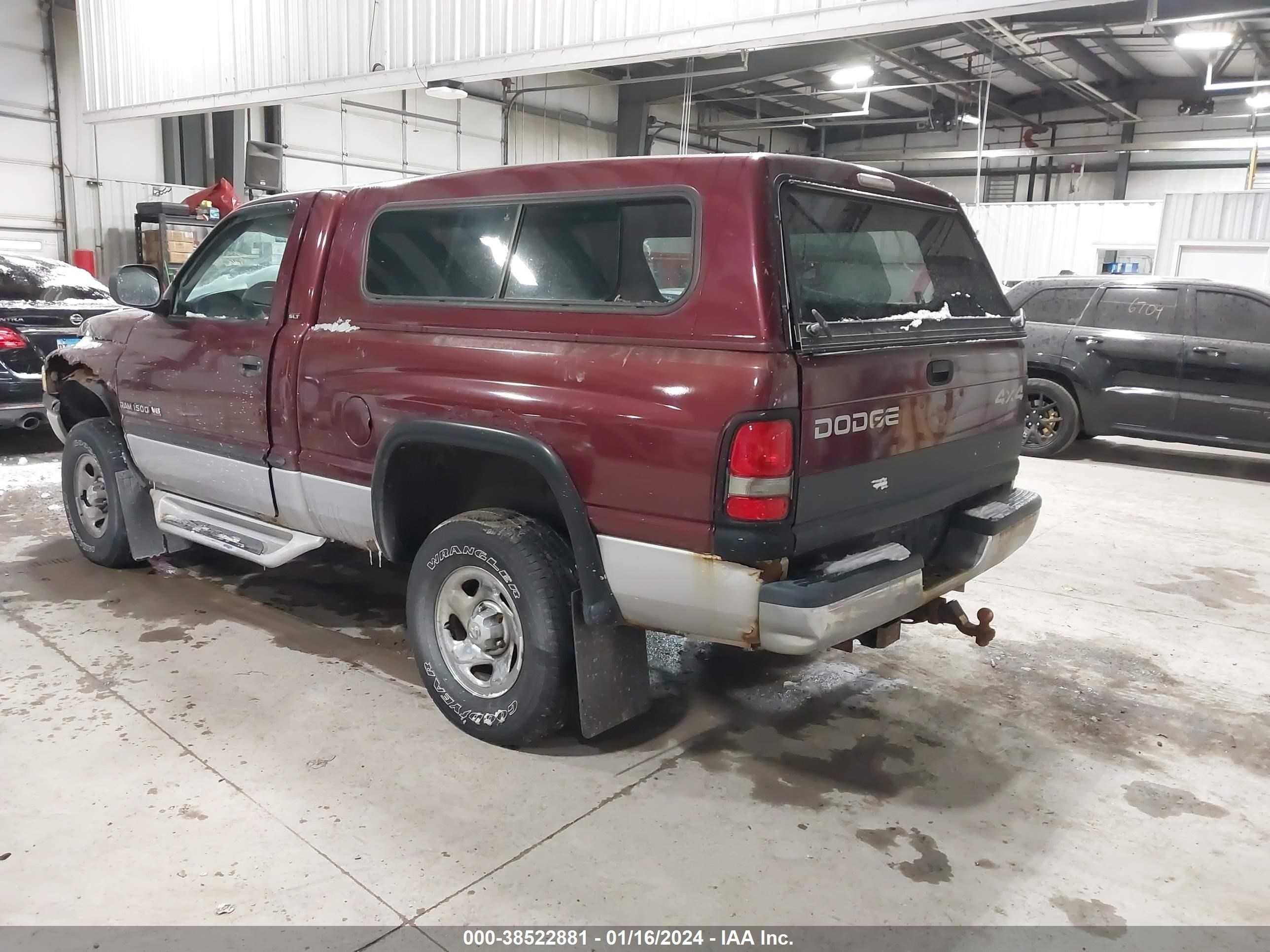 Photo 2 VIN: 1B7HF16Z4YS562867 - DODGE RAM 