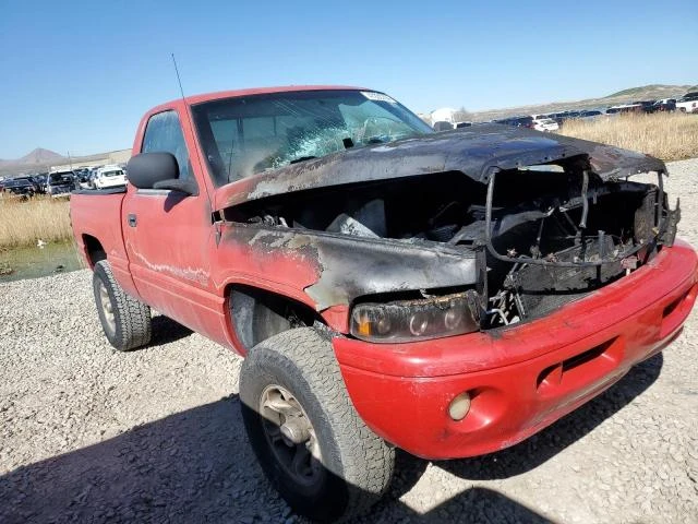 Photo 3 VIN: 1B7HF16Z4YS574517 - DODGE RAM 1500 