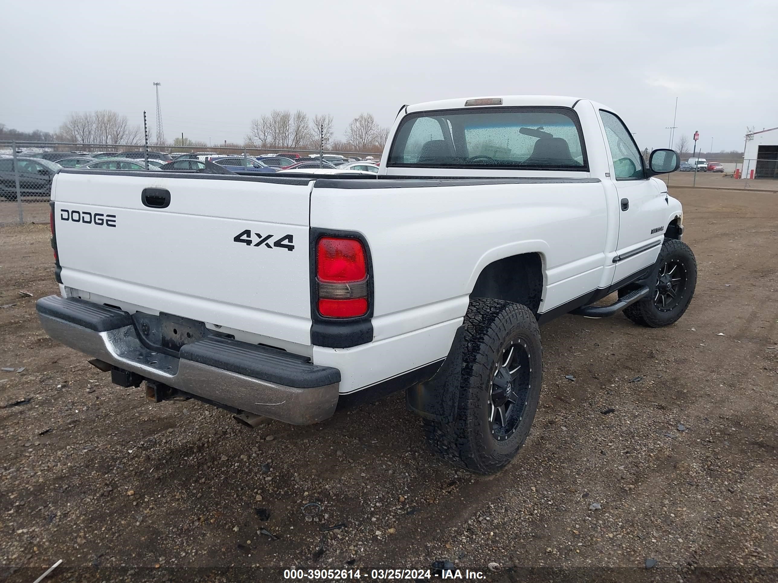 Photo 3 VIN: 1B7HF16Z61S106312 - DODGE RAM 