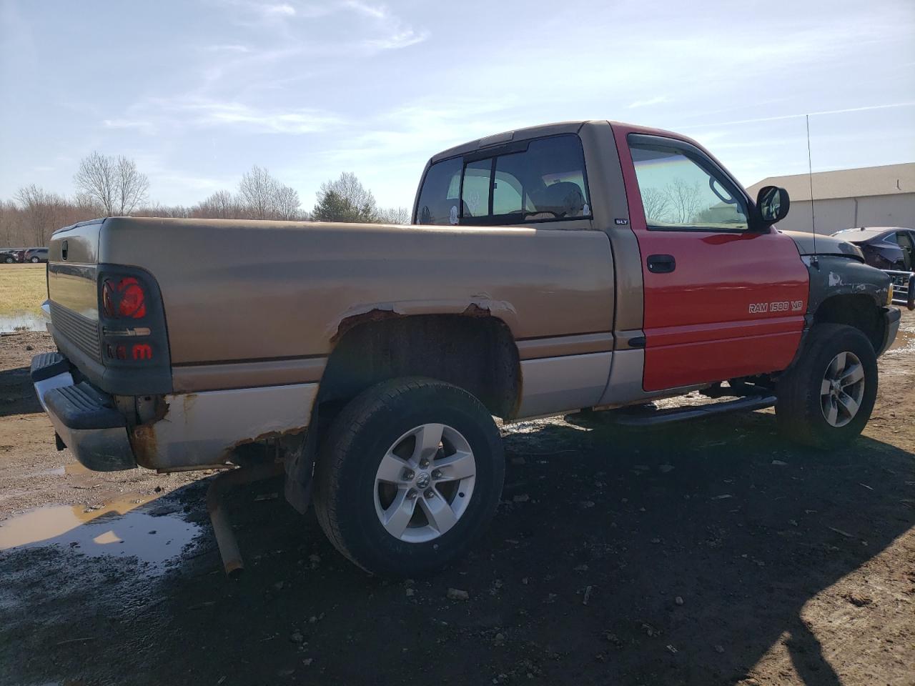 Photo 2 VIN: 1B7HF16Z61S707395 - DODGE RAM 