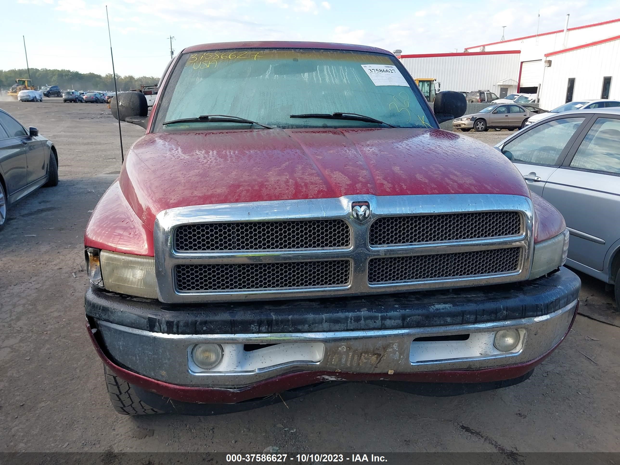 Photo 11 VIN: 1B7HF16Z7WS591440 - DODGE RAM 