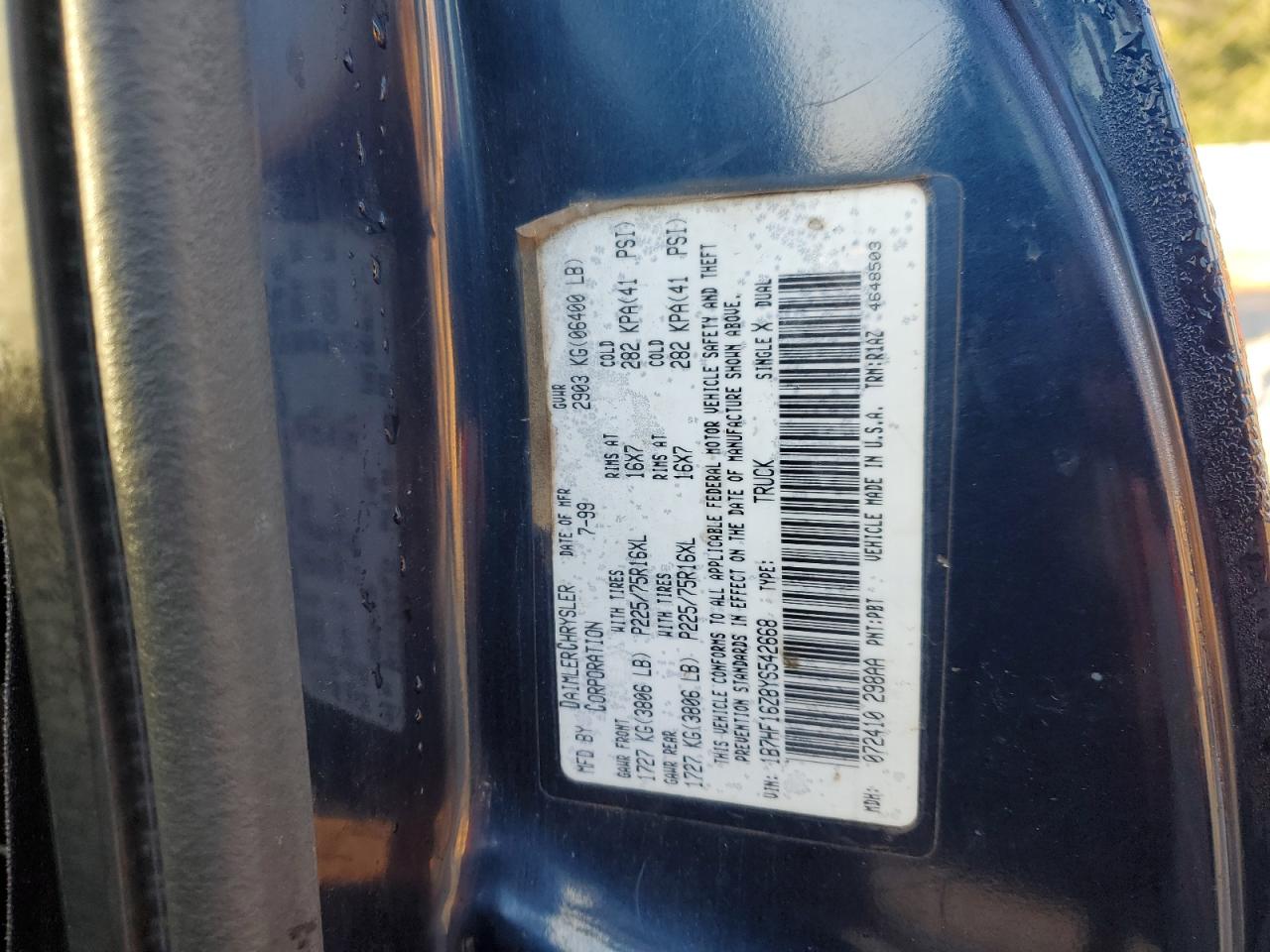 Photo 11 VIN: 1B7HF16Z8YS542668 - DODGE RAM 