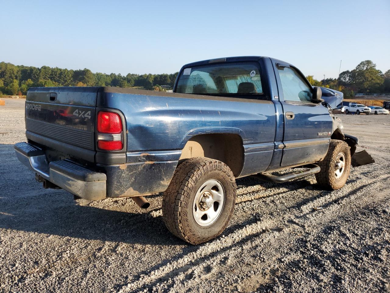 Photo 2 VIN: 1B7HF16Z8YS542668 - DODGE RAM 