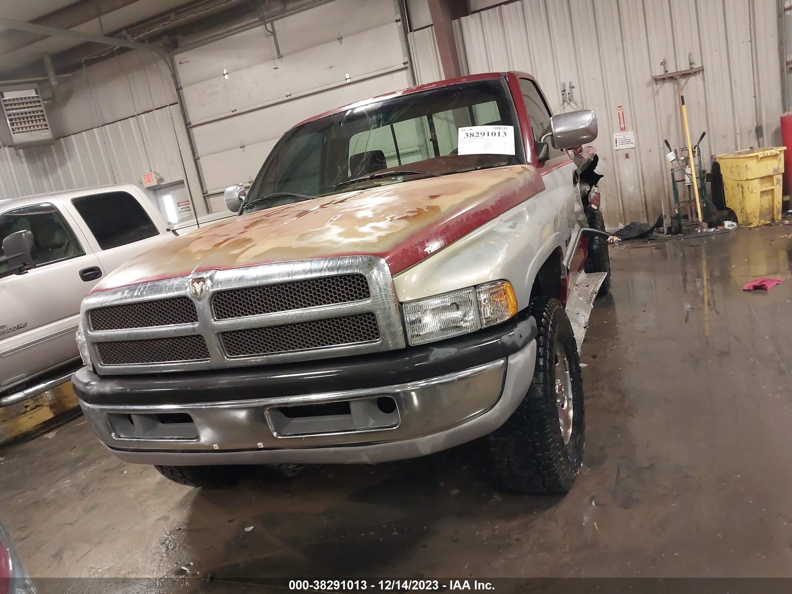 Photo 11 VIN: 1B7HF16Z9RS590097 - DODGE RAM 