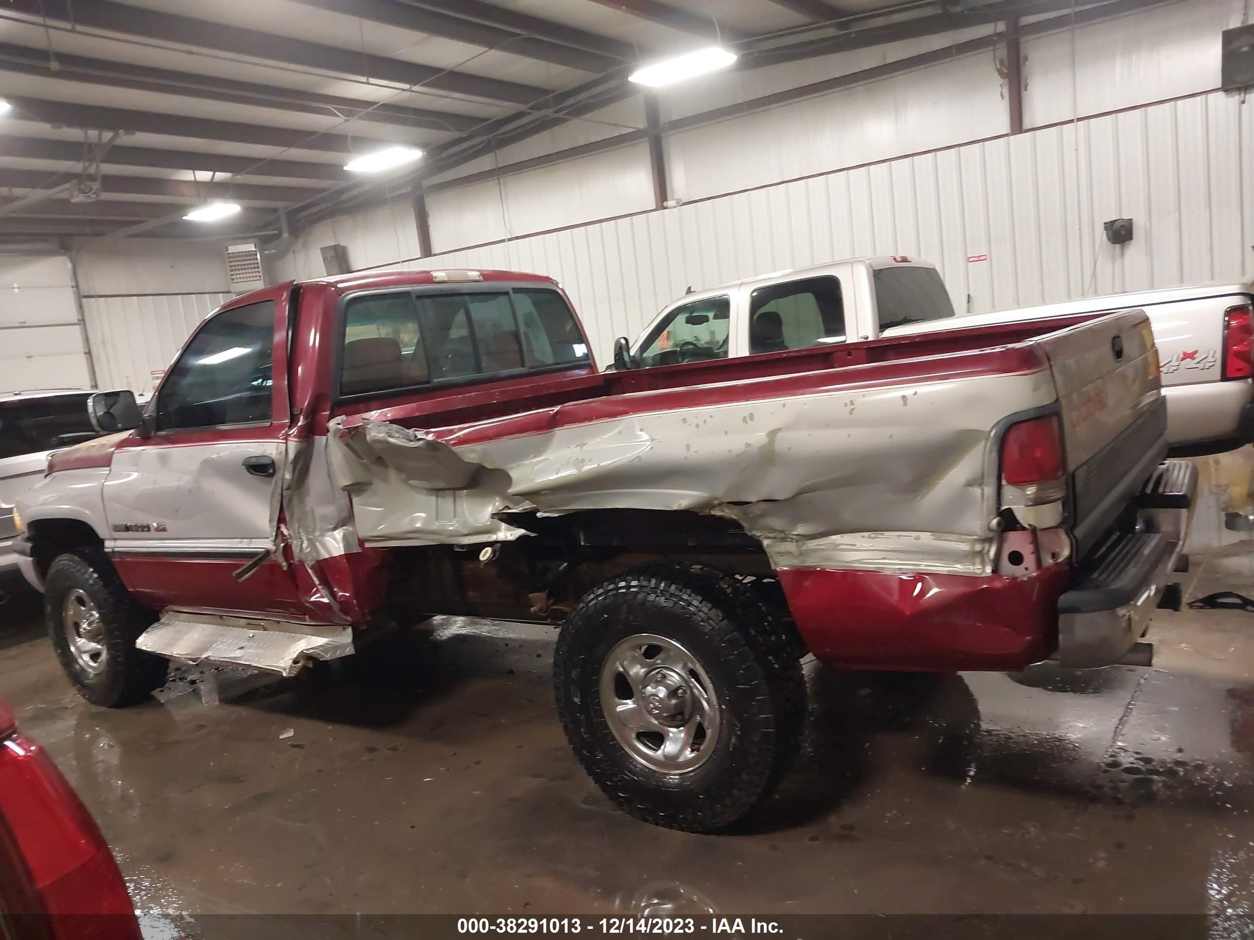 Photo 13 VIN: 1B7HF16Z9RS590097 - DODGE RAM 