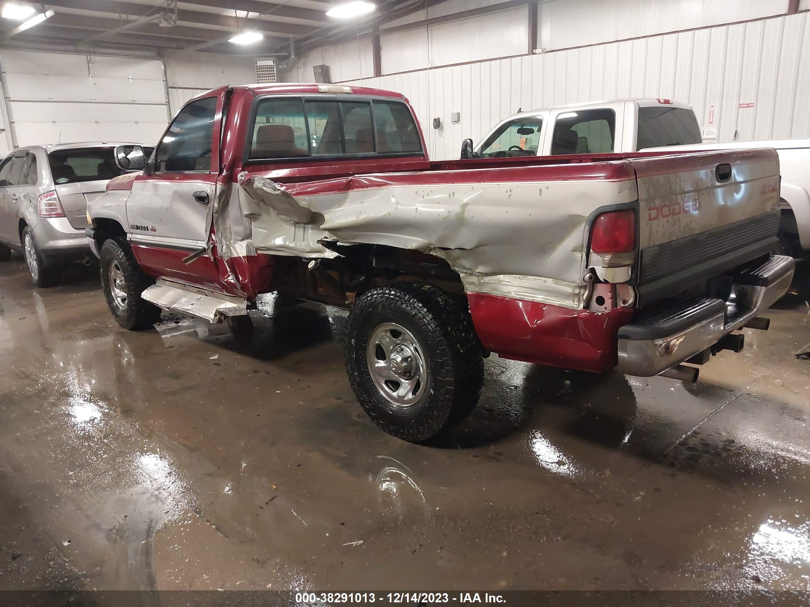 Photo 2 VIN: 1B7HF16Z9RS590097 - DODGE RAM 