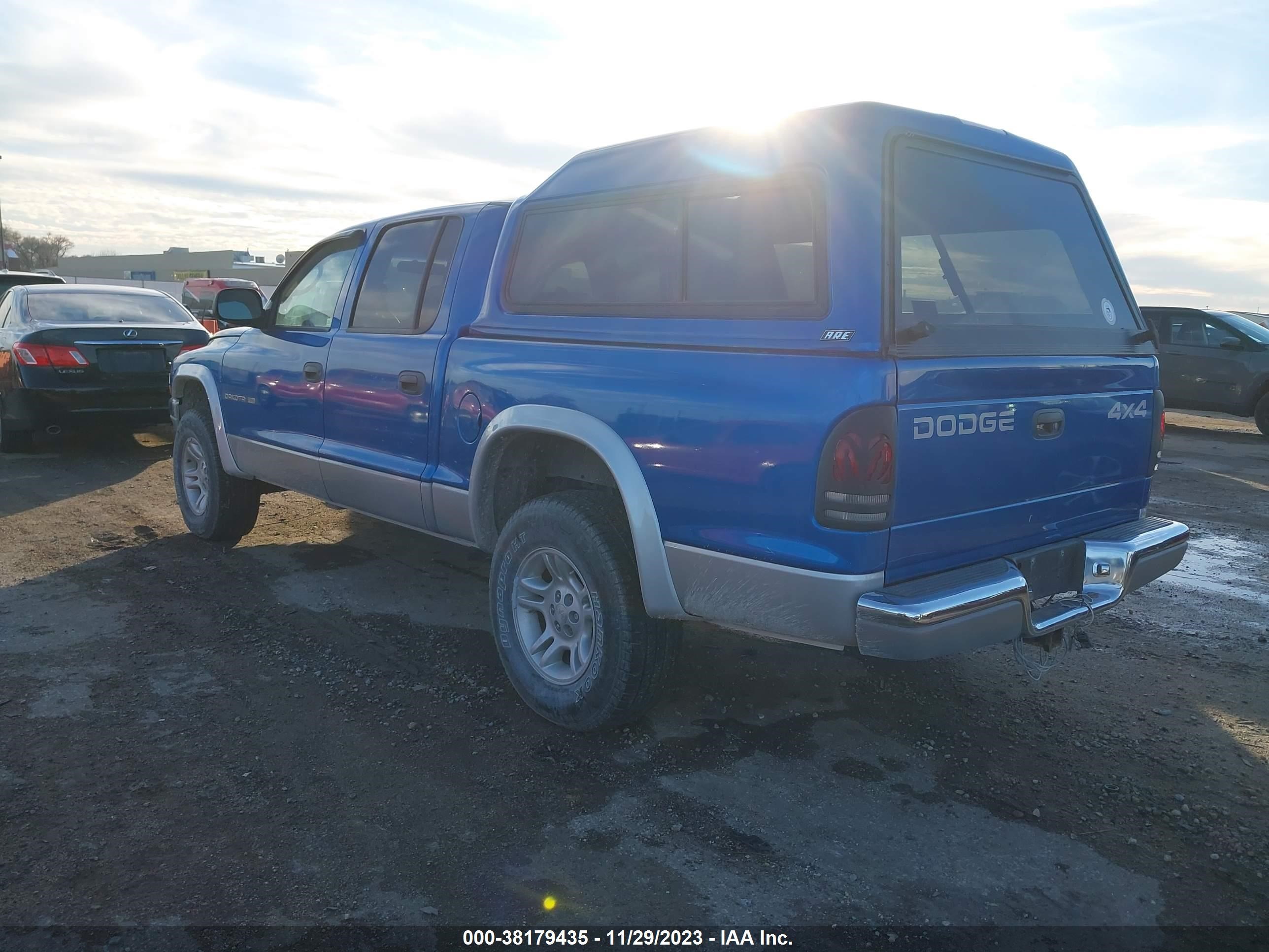 Photo 2 VIN: 1B7HG2AN21S275623 - DODGE DAKOTA 