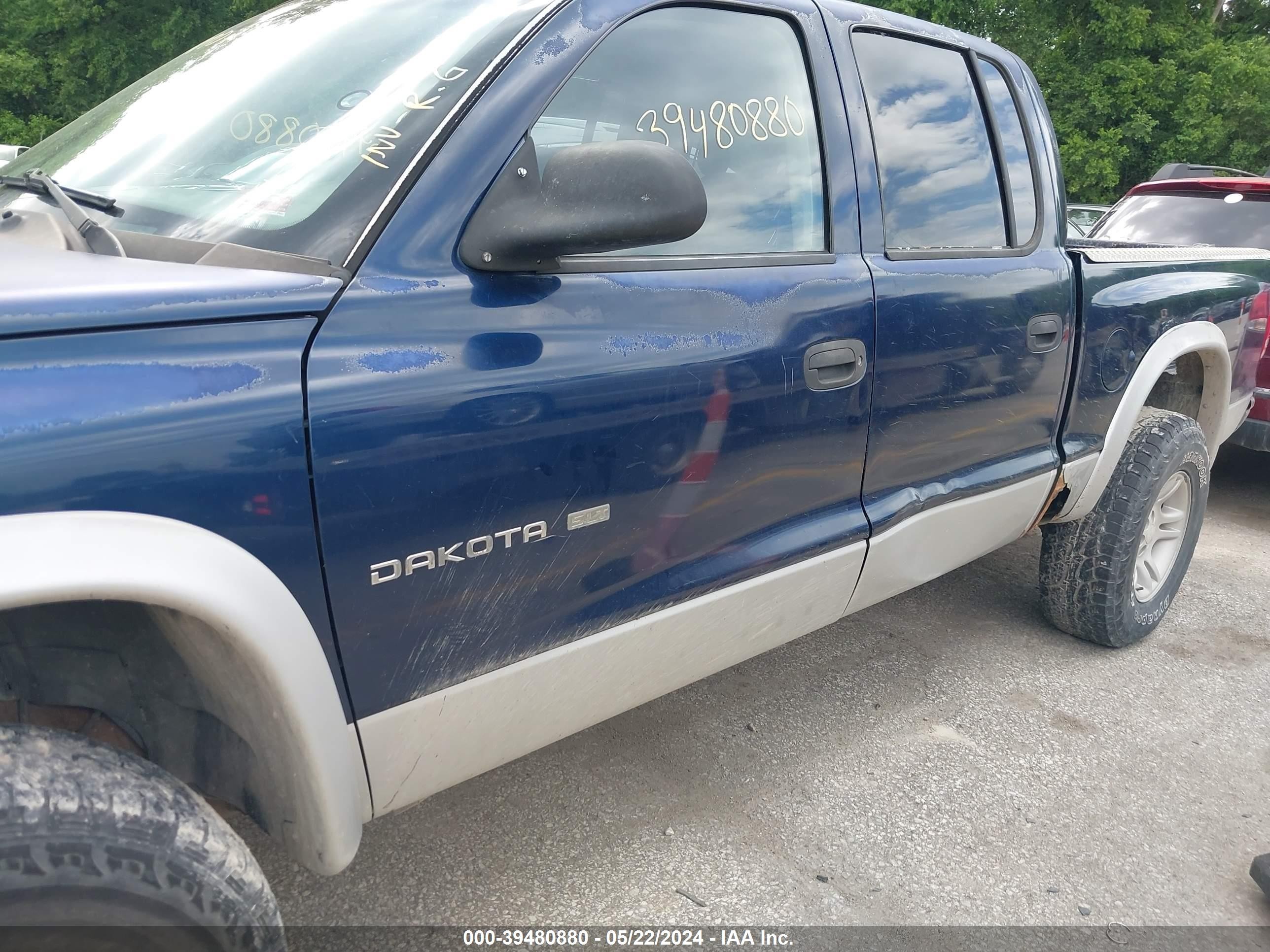 Photo 5 VIN: 1B7HG2AZ21S274555 - DODGE DAKOTA 