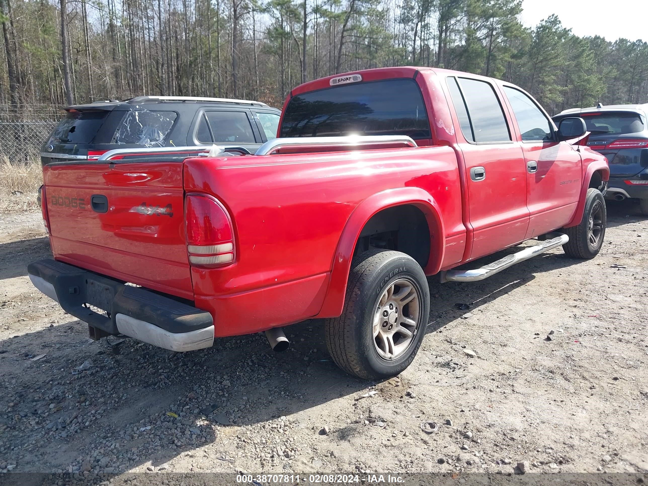 Photo 3 VIN: 1B7HG38N42S584376 - DODGE DAKOTA 