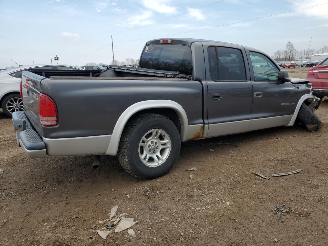 Photo 2 VIN: 1B7HG48NX2S696153 - DODGE DAKOTA 