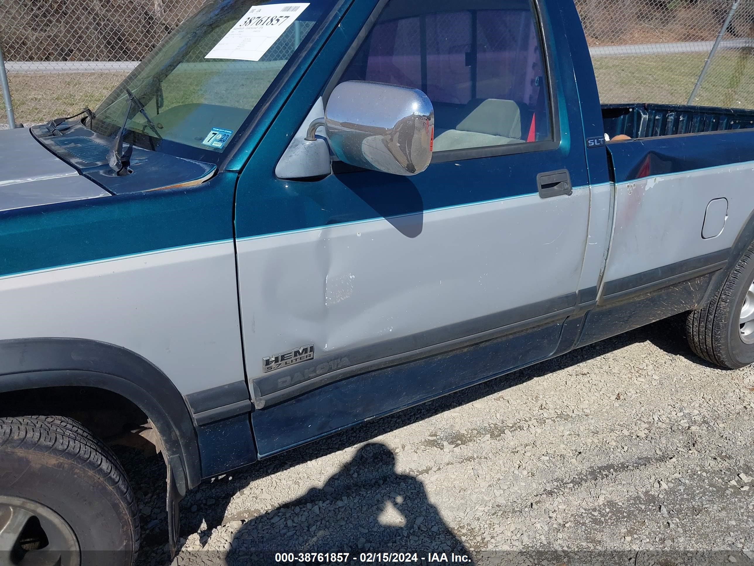 Photo 5 VIN: 1B7HL26Y1SS372991 - DODGE DAKOTA 