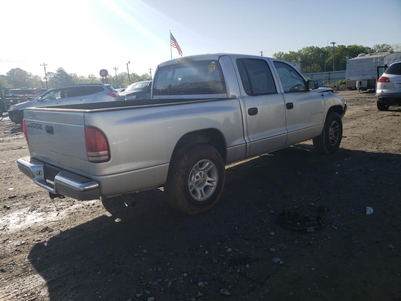 Photo 2 VIN: 1B7HL2AX11S320158 - DODGE DAKOTA 